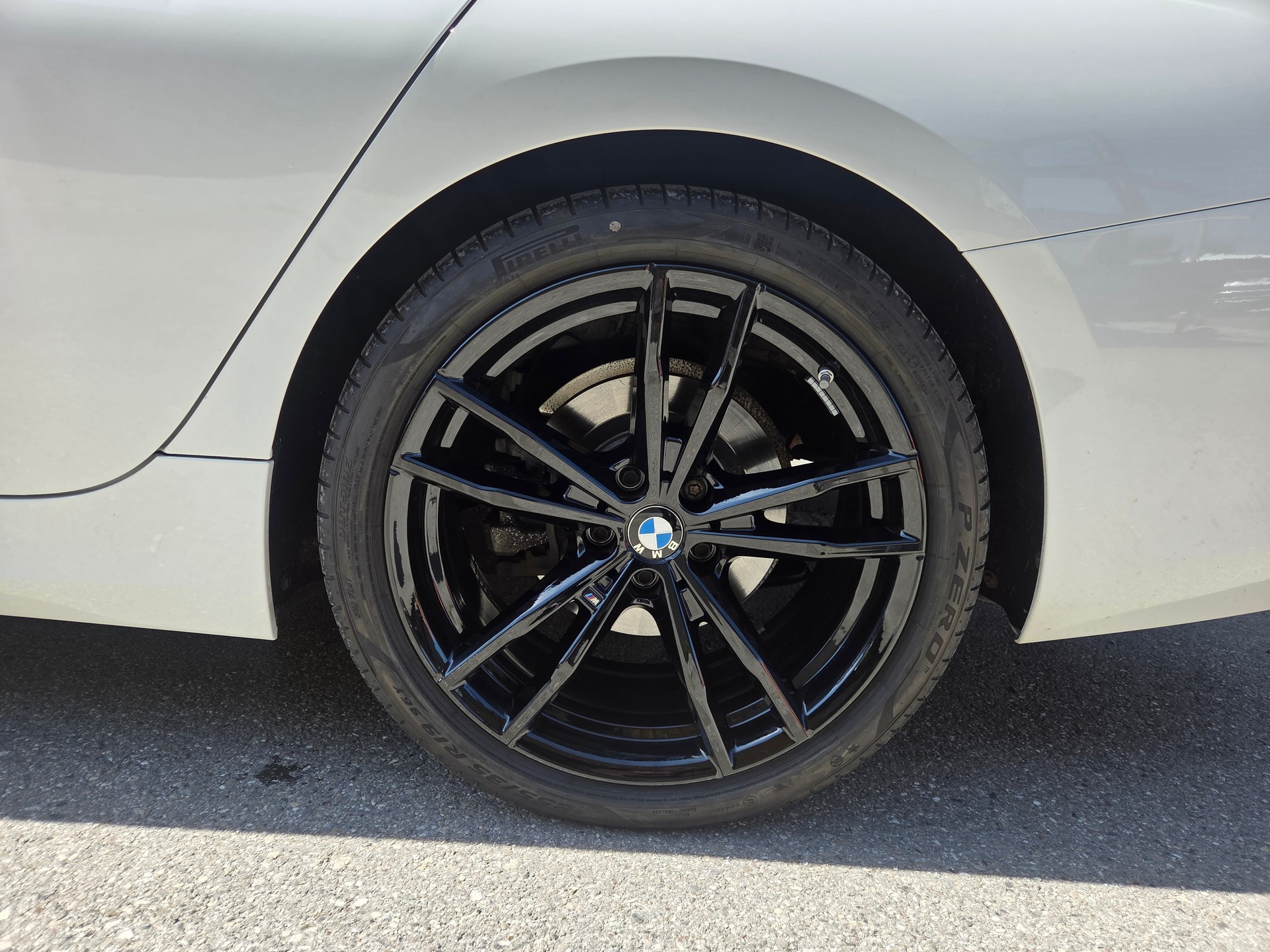 BMW 320d xDrive 48V Touring Steptronic-image-15