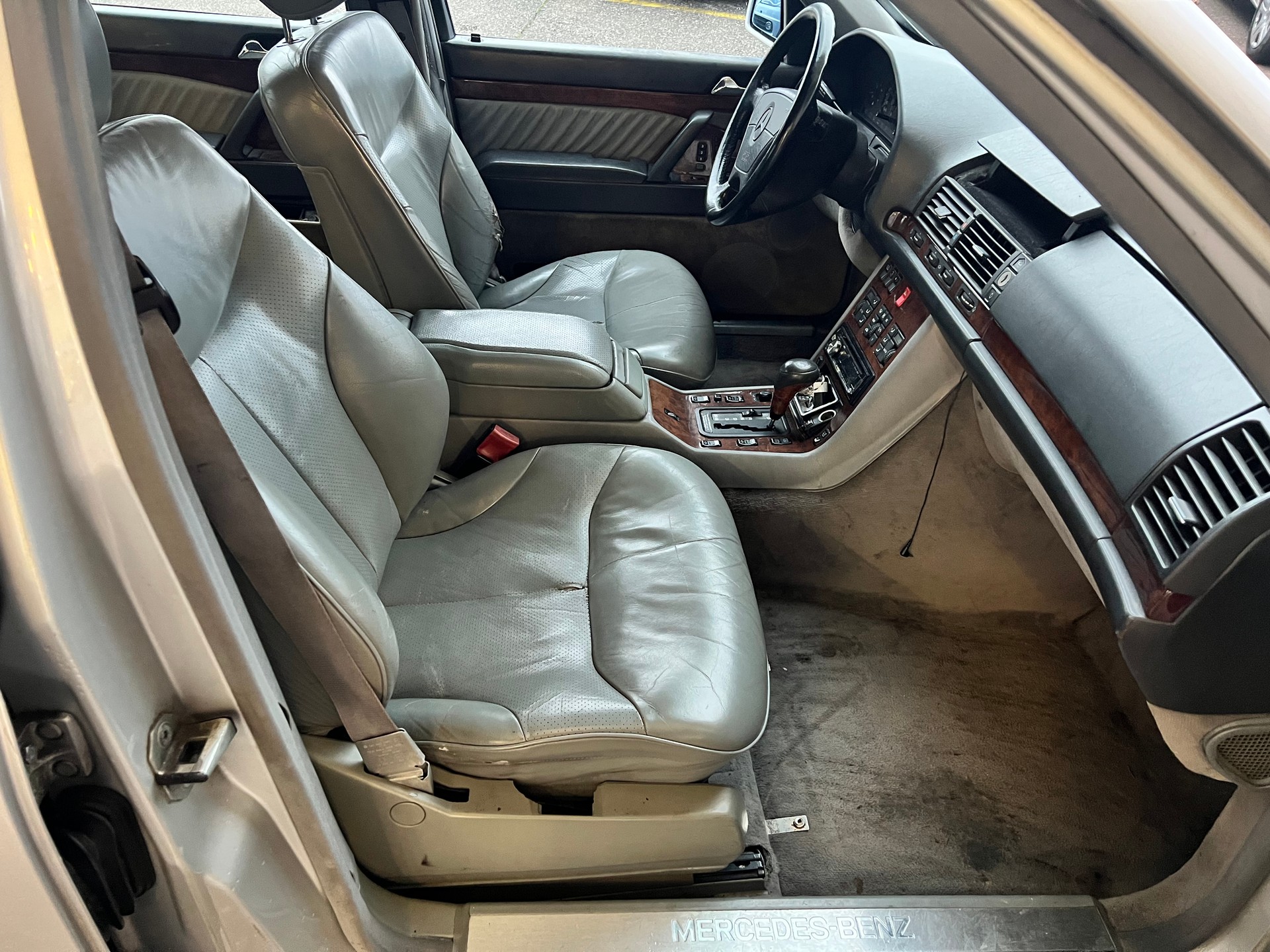 MERCEDES-BENZ 500 SE Automatic-image-12