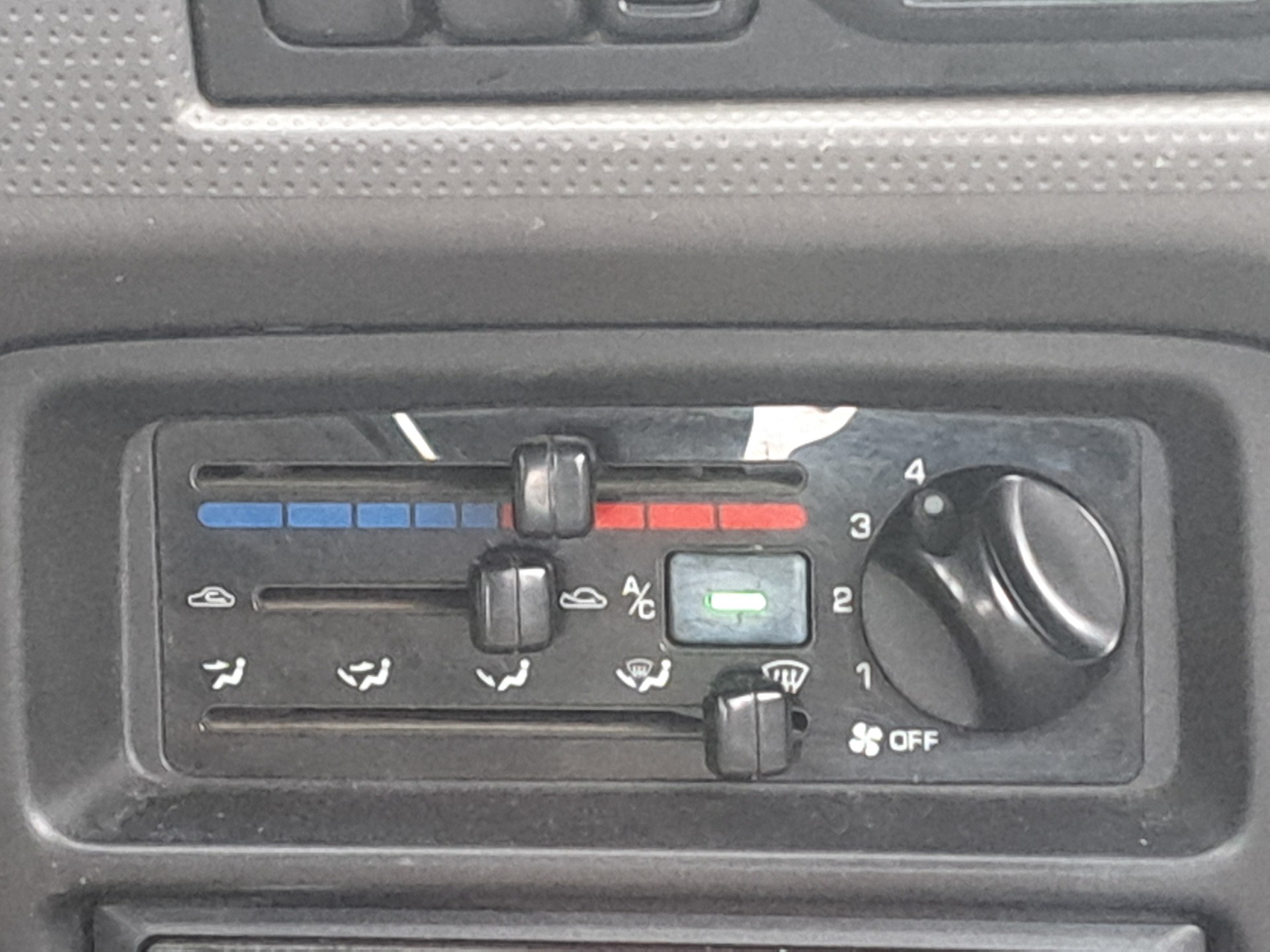 MAZDA 1.4-image-3