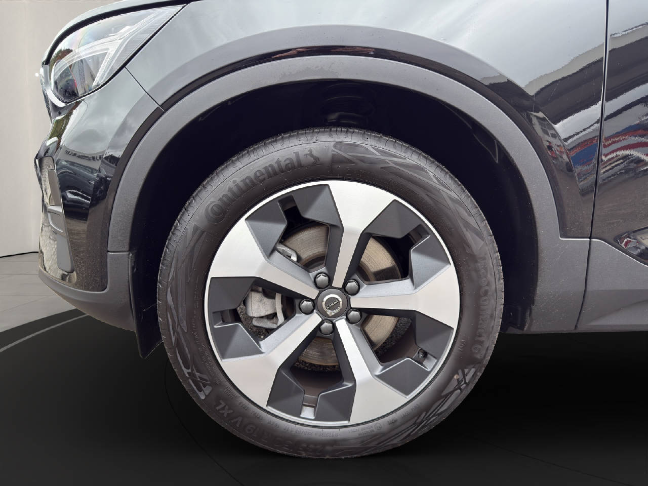 VOLVO XC40 2.0 B3 MH Core .-image-7