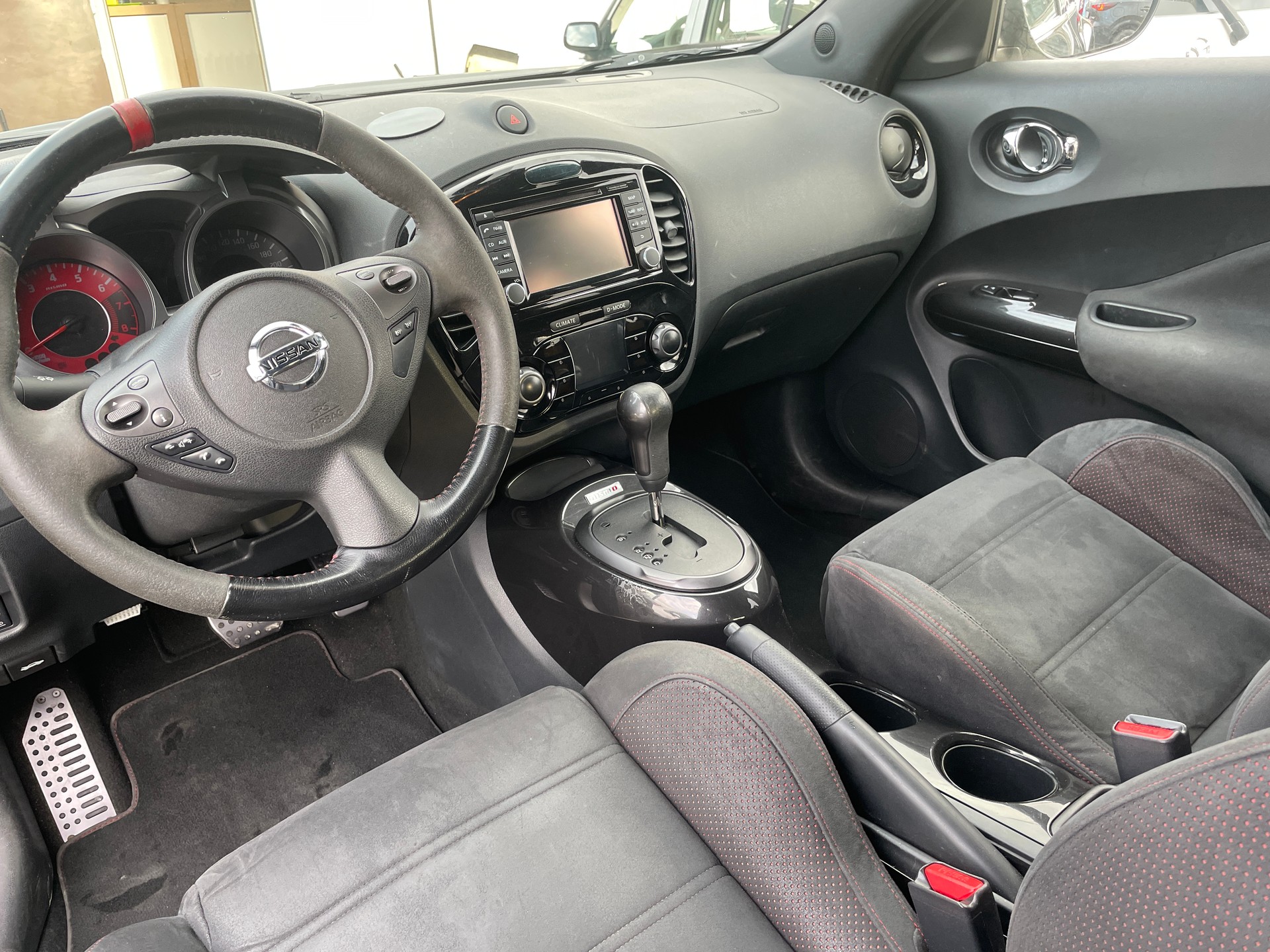 NISSAN Juke 1.6 DIG-T Nismo 4x4 Xtronic M-CVT-image-12