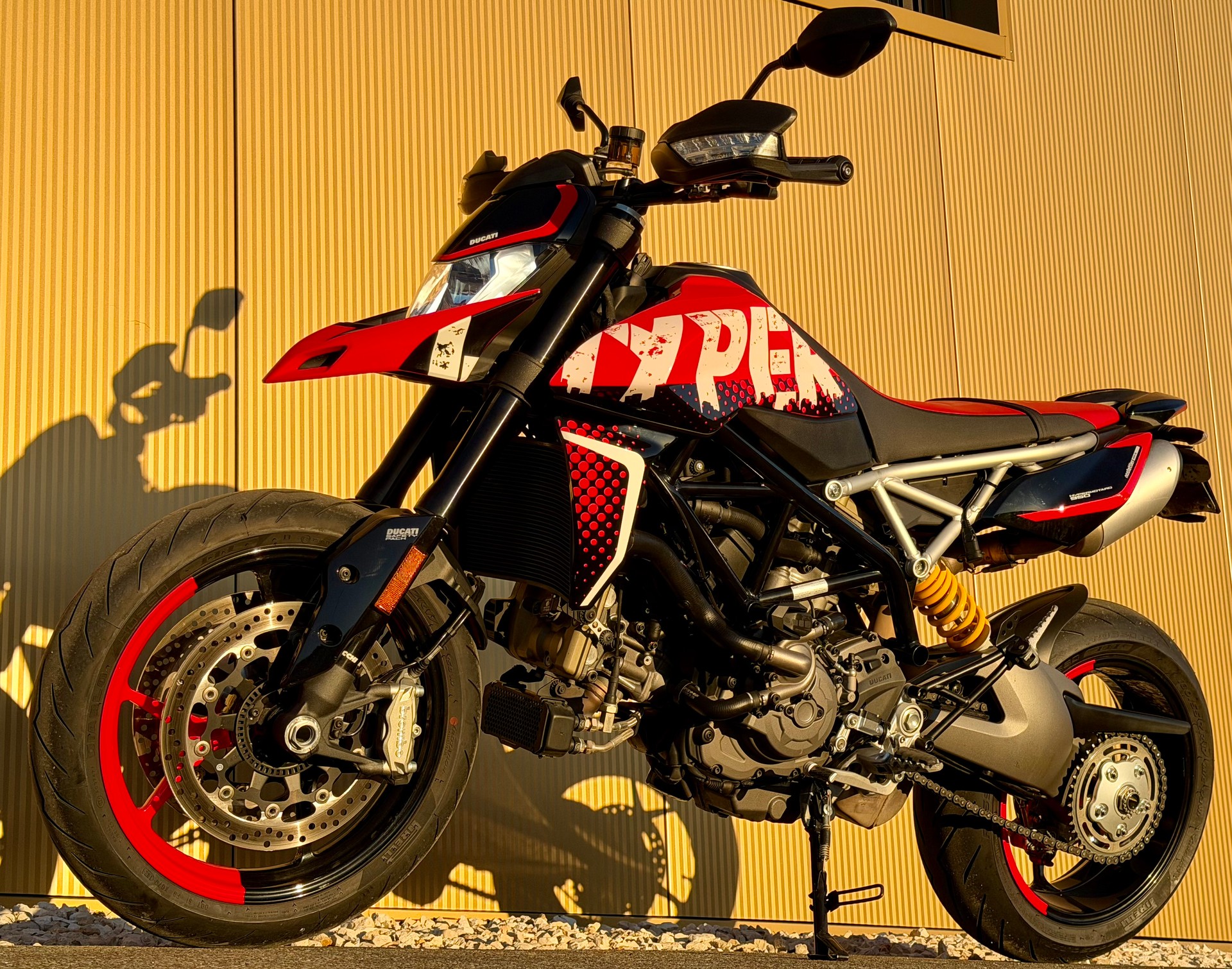DUCATI Hypermotard 950 RVE (35kW)-image-9