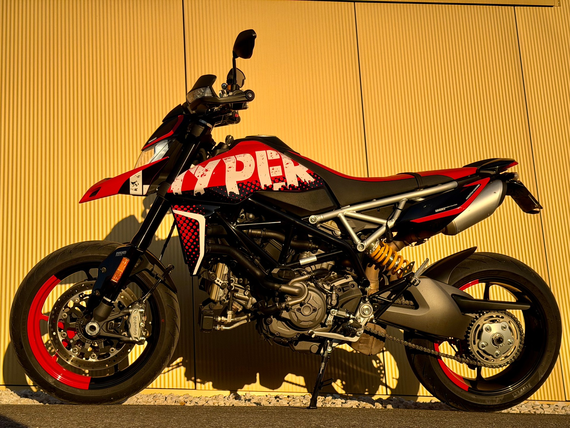 DUCATI Hypermotard 950 RVE (35kW)-image-10