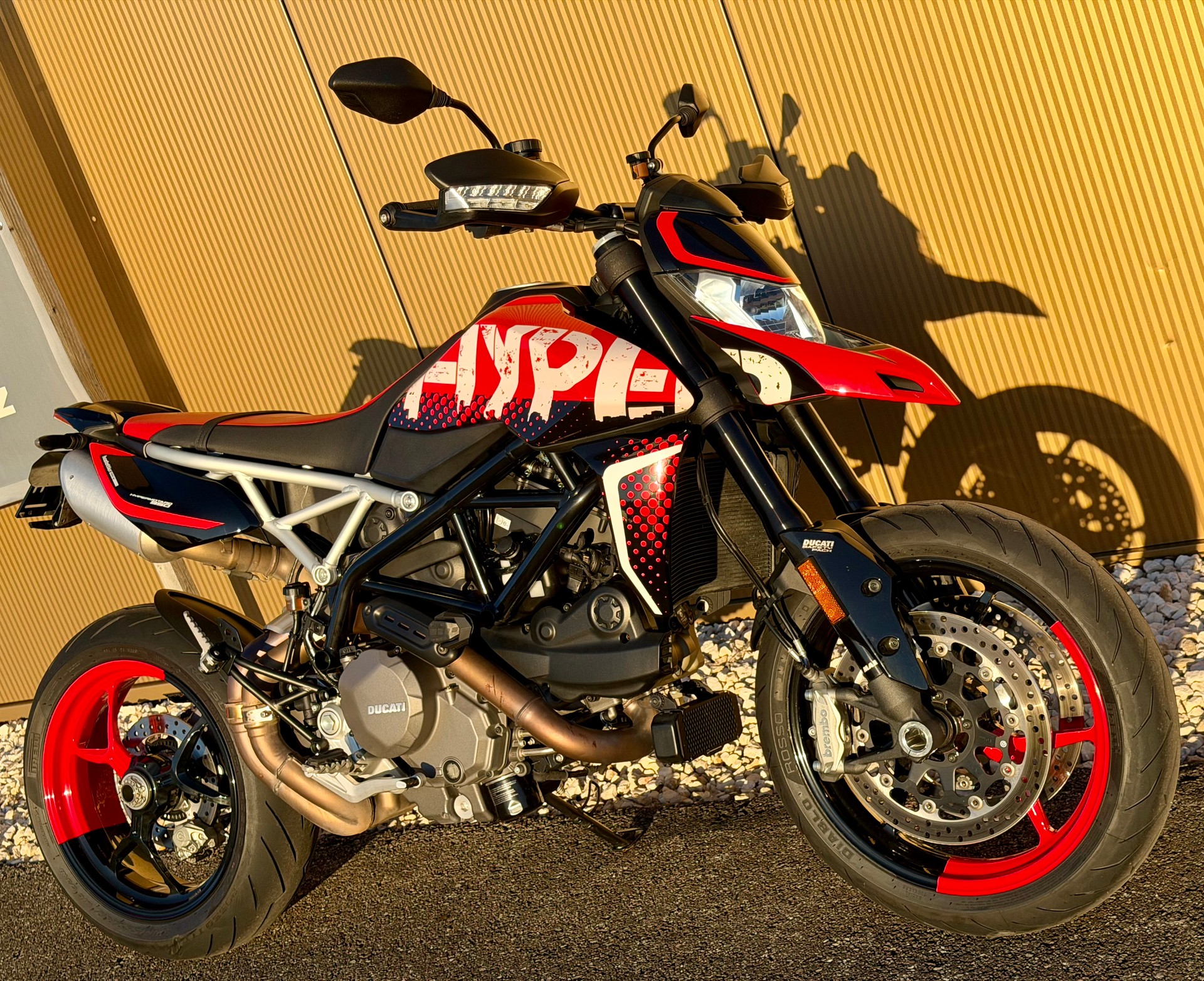 DUCATI Hypermotard 950 RVE (35kW)-image-2