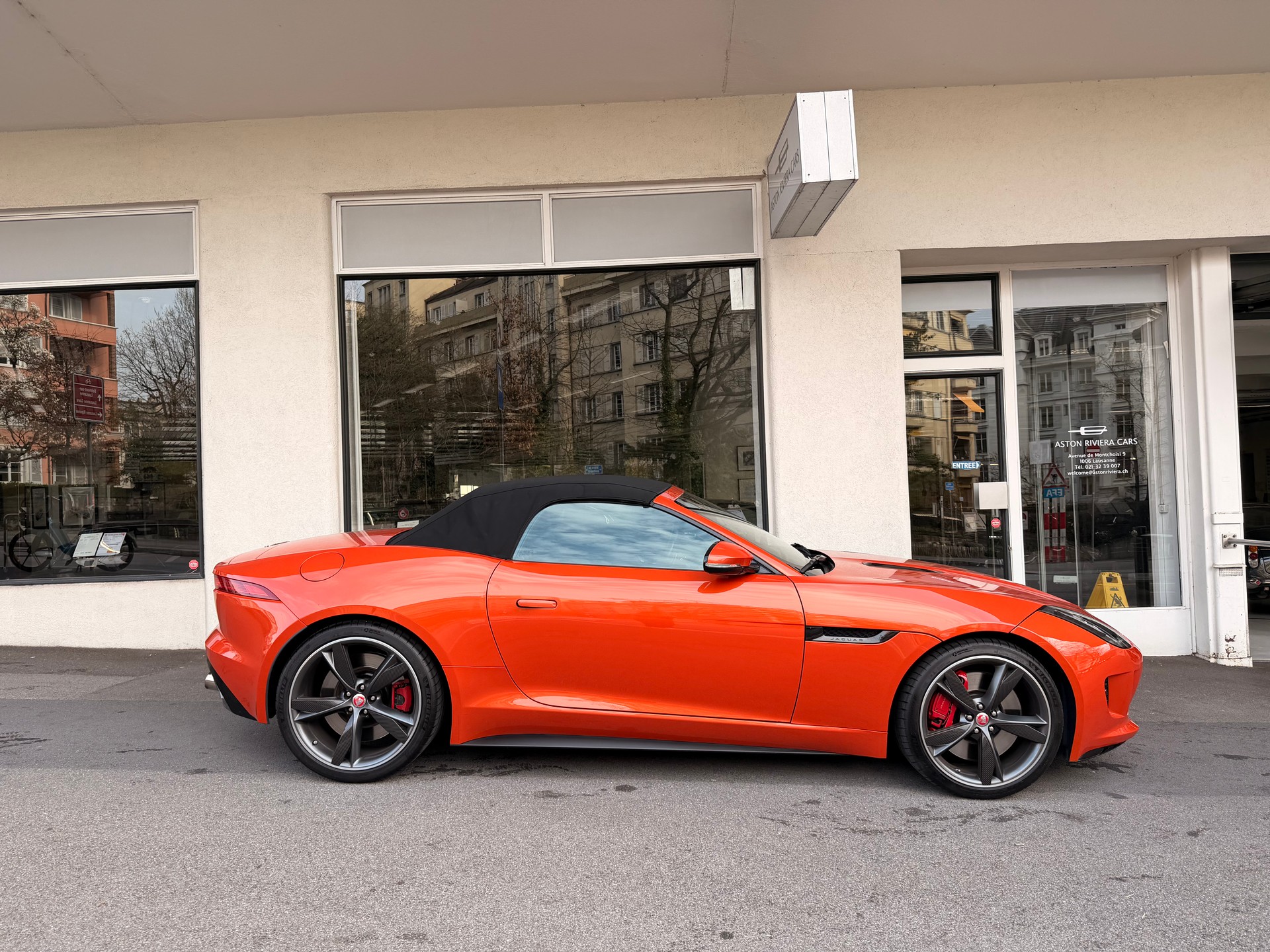 JAGUAR F-Type Convertible 5.0 V8 S/C-image-7