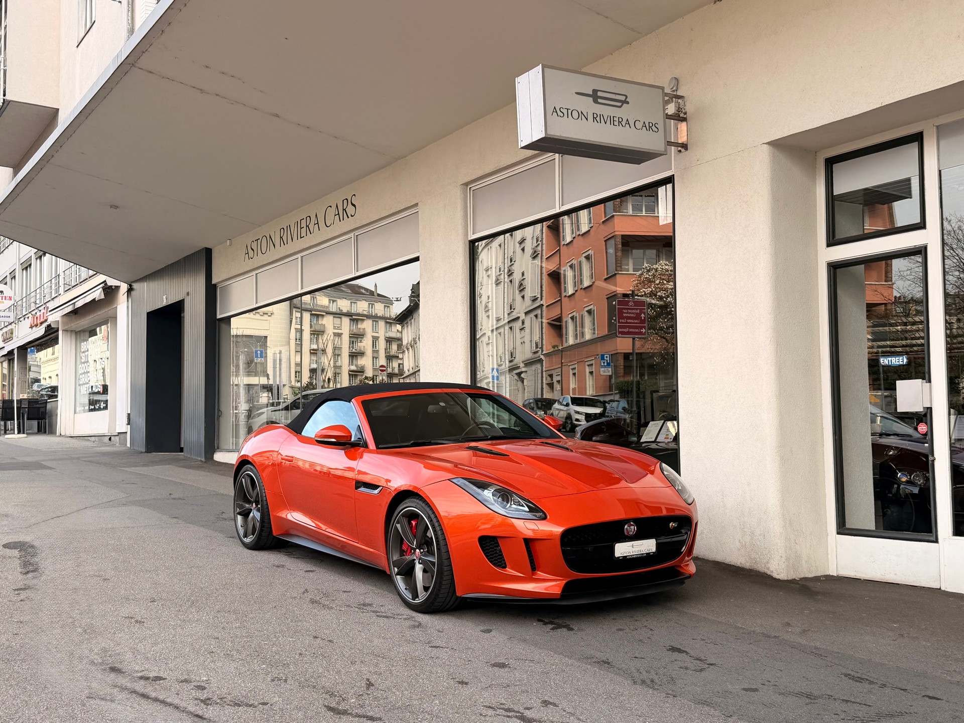 JAGUAR F-Type Convertible 5.0 V8 S/C-image-6