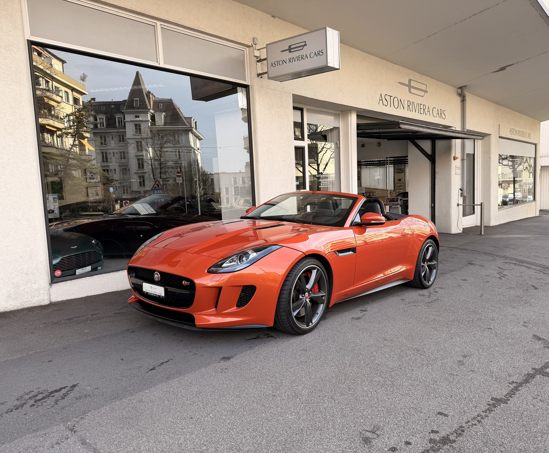 JAGUAR F-Type Convertible 5.0 V8 S/C-image-1