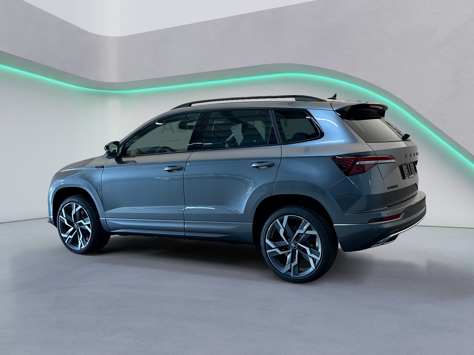 SKODA Karoq 1.5 TSI SportLine DSG-showroom-element-2