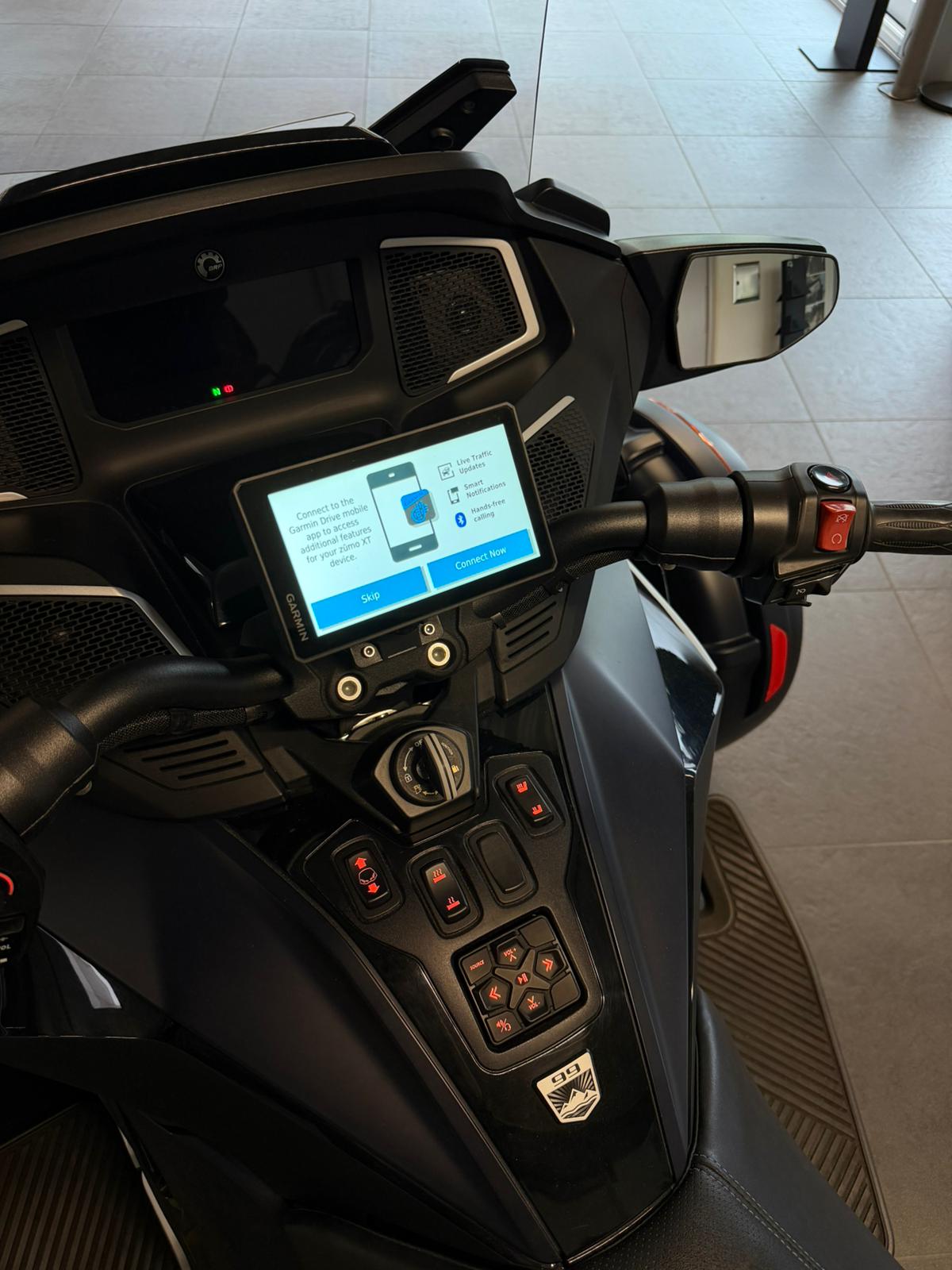 CAN-AM Spyder RT-LTD Sea Sky Edition SE6-image-6