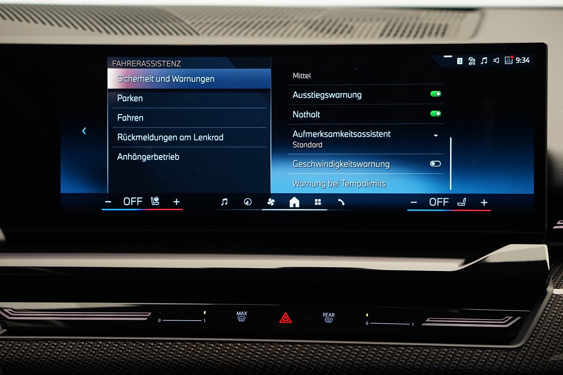 BMW 540d xDrive 48V Touring M Sport Steptronic *Standheizung* *AHK* *B&W* *Carbon*-image-27