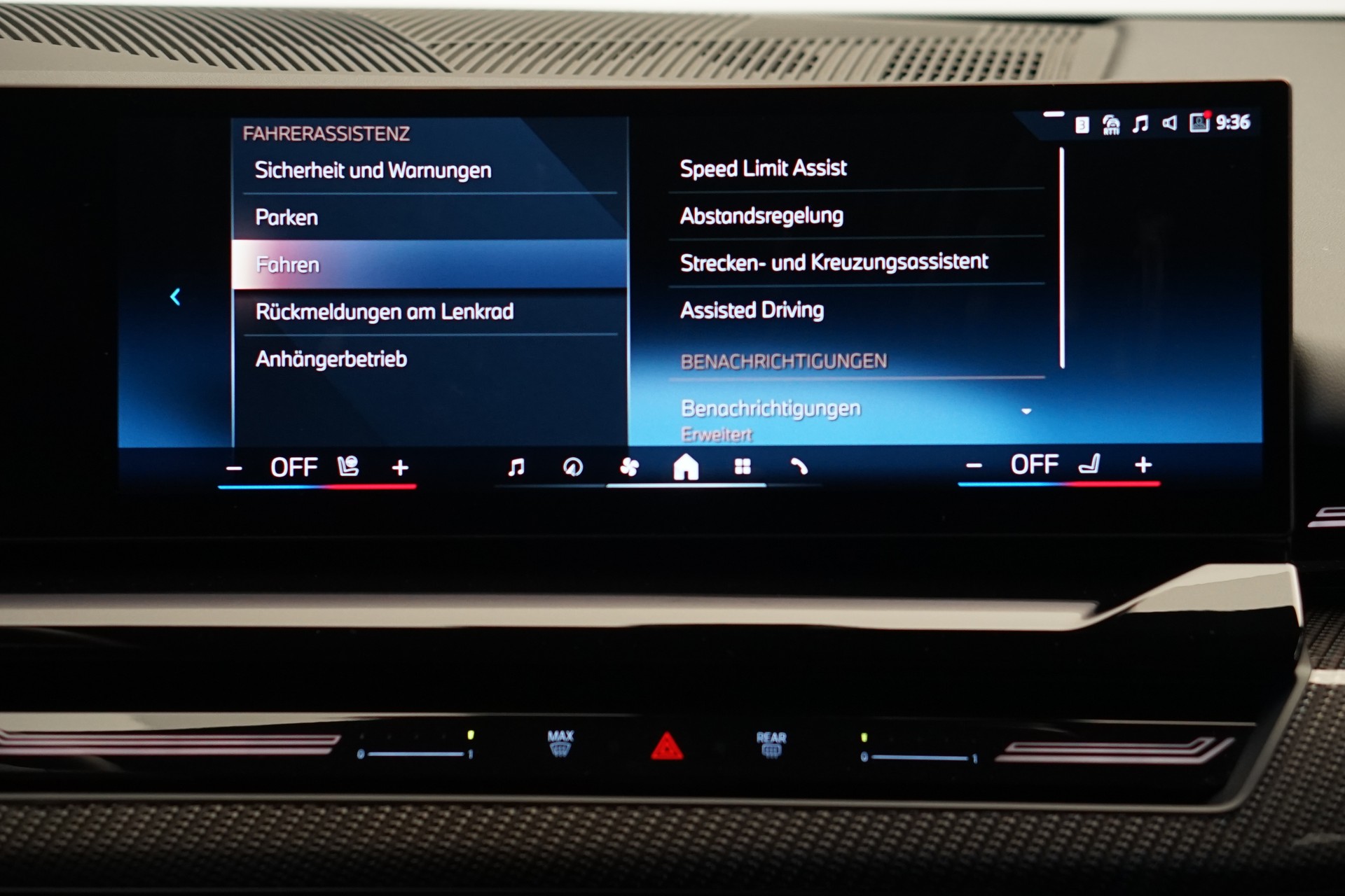BMW 540d xDrive 48V Touring M Sport Steptronic *Standheizung* *AHK* *B&W* *Carbon*-image-28
