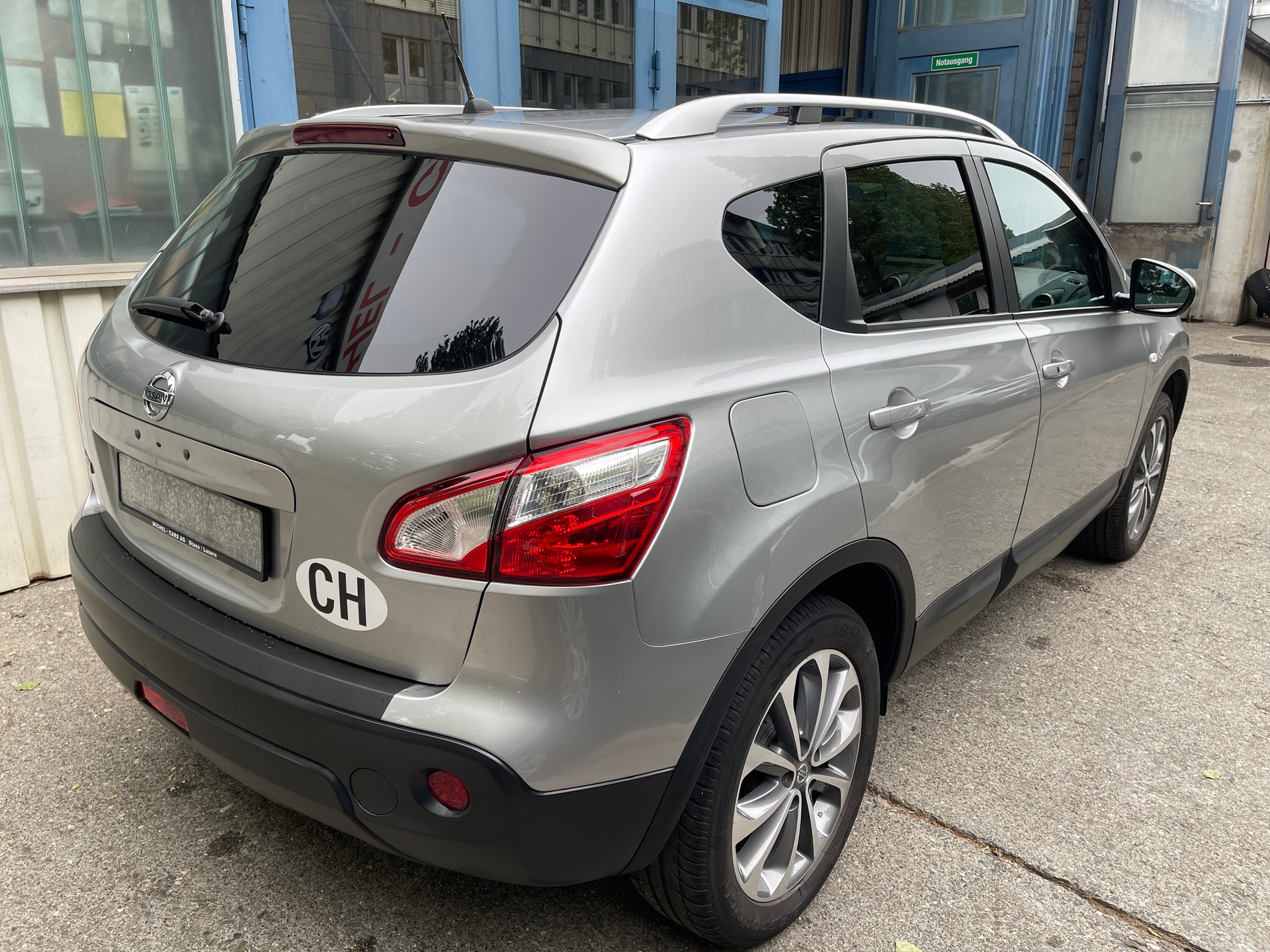 NISSAN Qashqai 2.0 4WD tekna XTronic CVT-image-2
