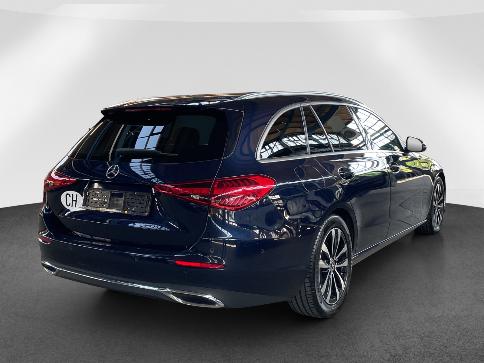 MERCEDES-BENZ C 220 d Avantgarde 4matic Kombi-image-5