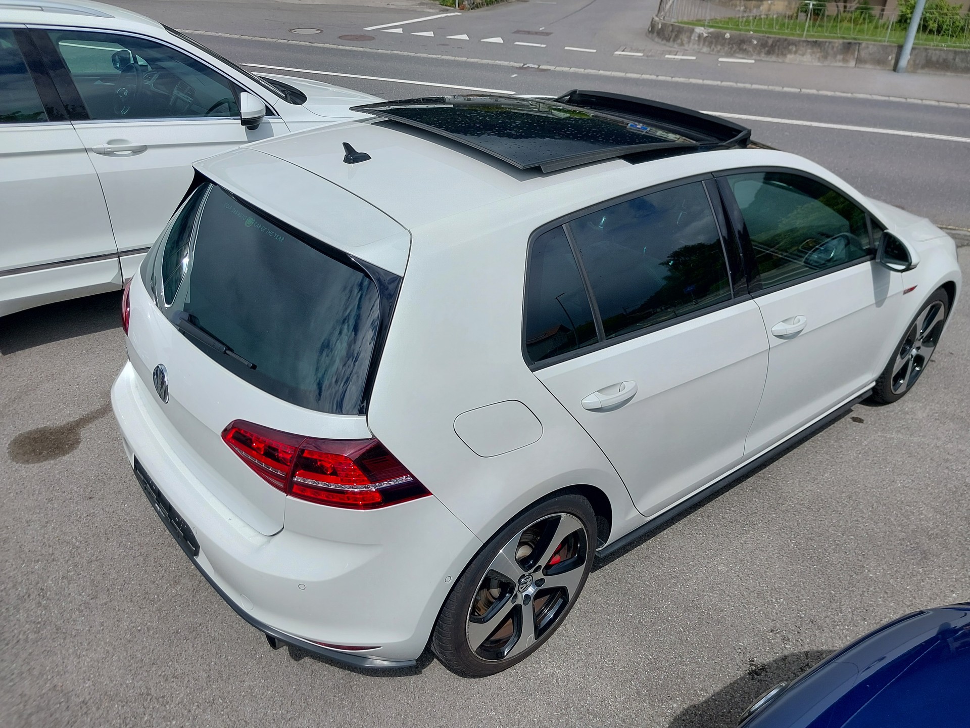 VW Golf 2.0 TSI GTI Performance DSG-image-3