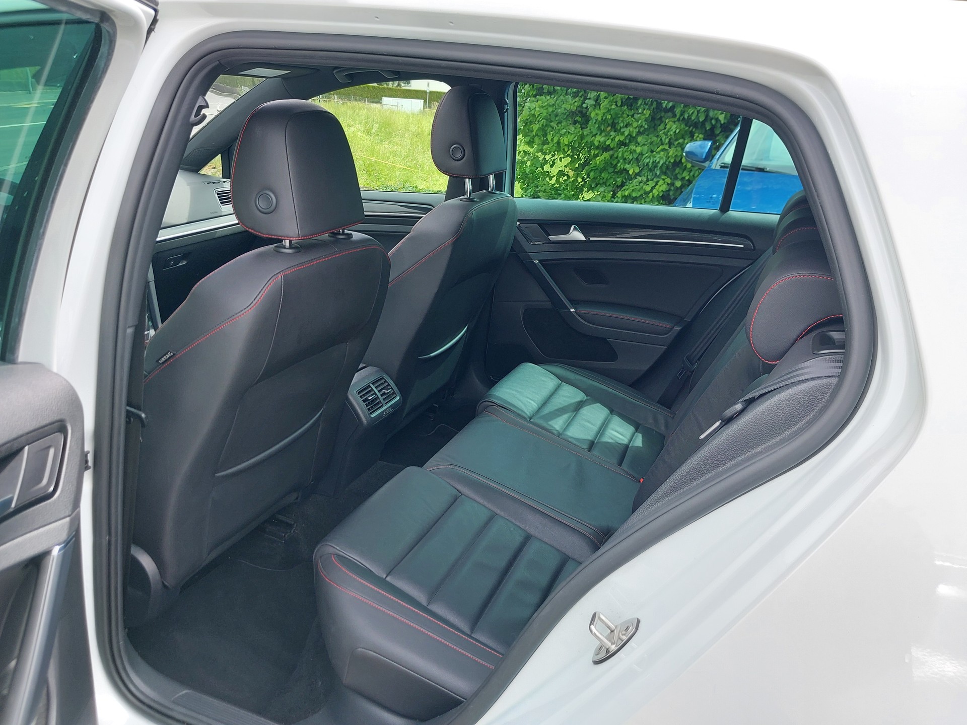 VW Golf 2.0 TSI GTI Performance DSG-image-7
