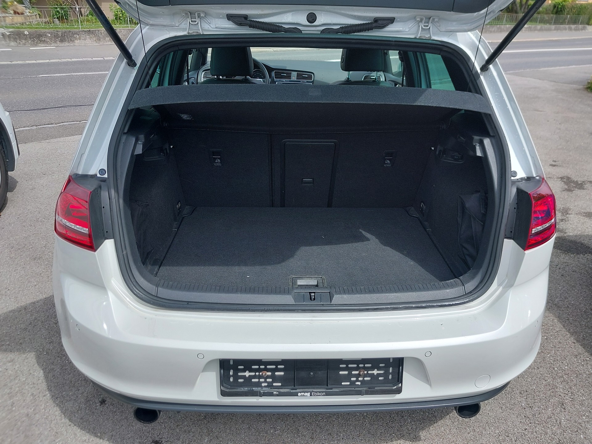 VW Golf 2.0 TSI GTI Performance DSG-image-9