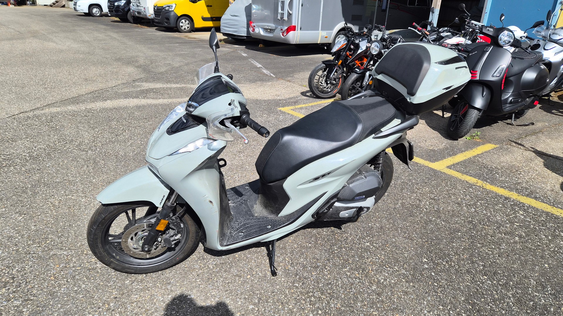 HONDA SH 125 +-image-10