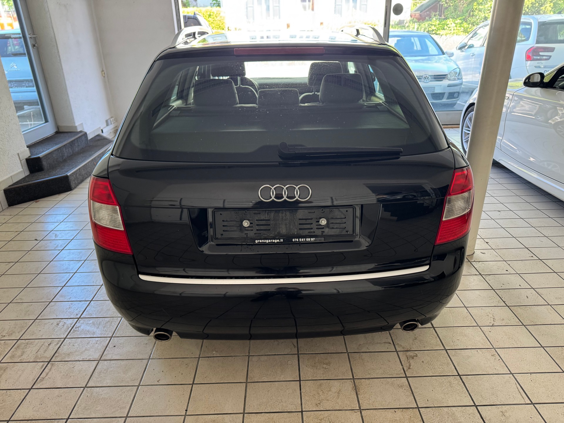 AUDI A4 Avant 1.8 T quattro-image-5