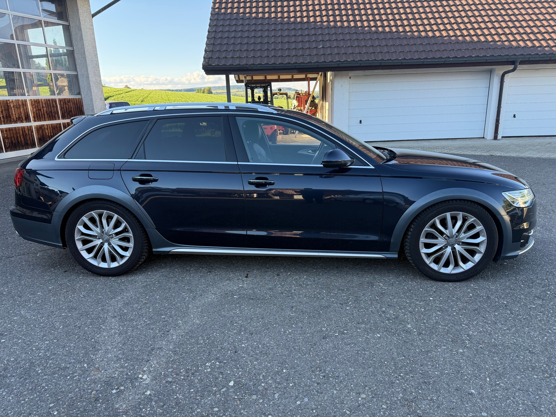 AUDI A6 allroad 3.0 TDI V6 quattro S-tronic-image-3