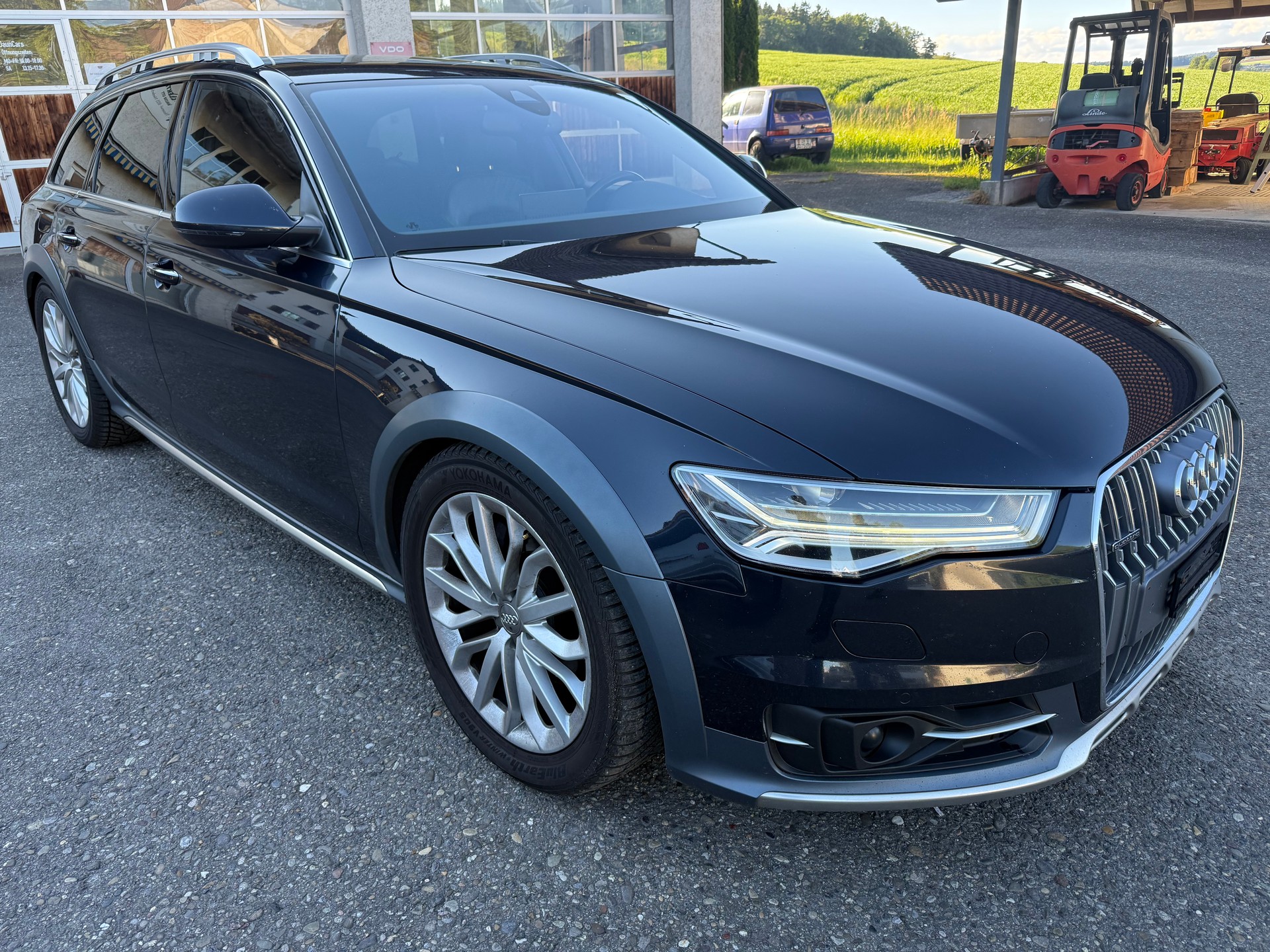 AUDI A6 allroad 3.0 TDI V6 quattro S-tronic-image-2