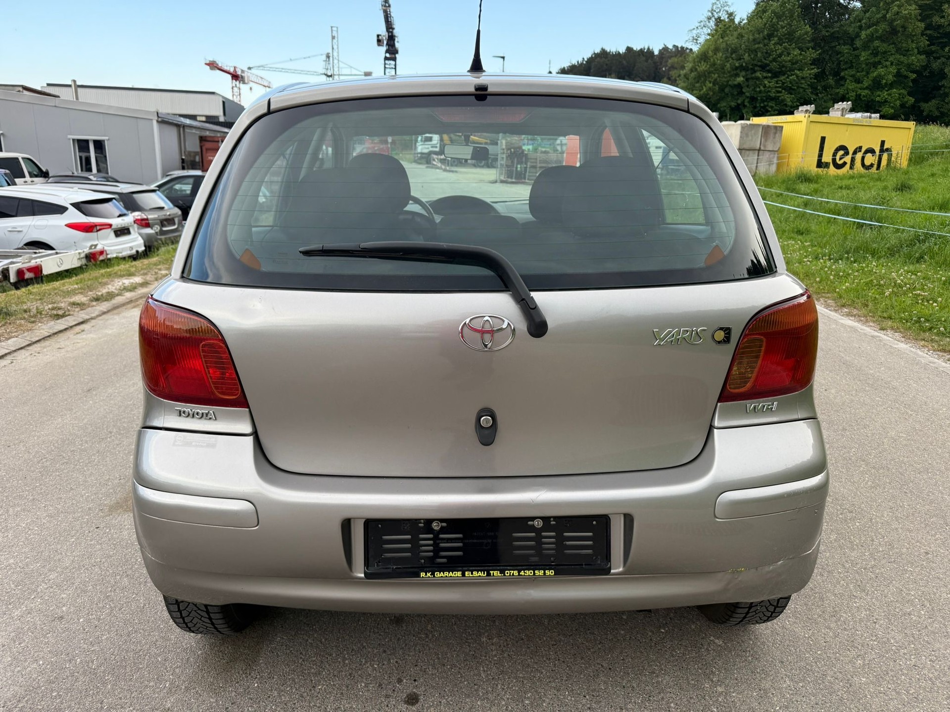 TOYOTA Yaris 1.3 Linea Sol-image-5