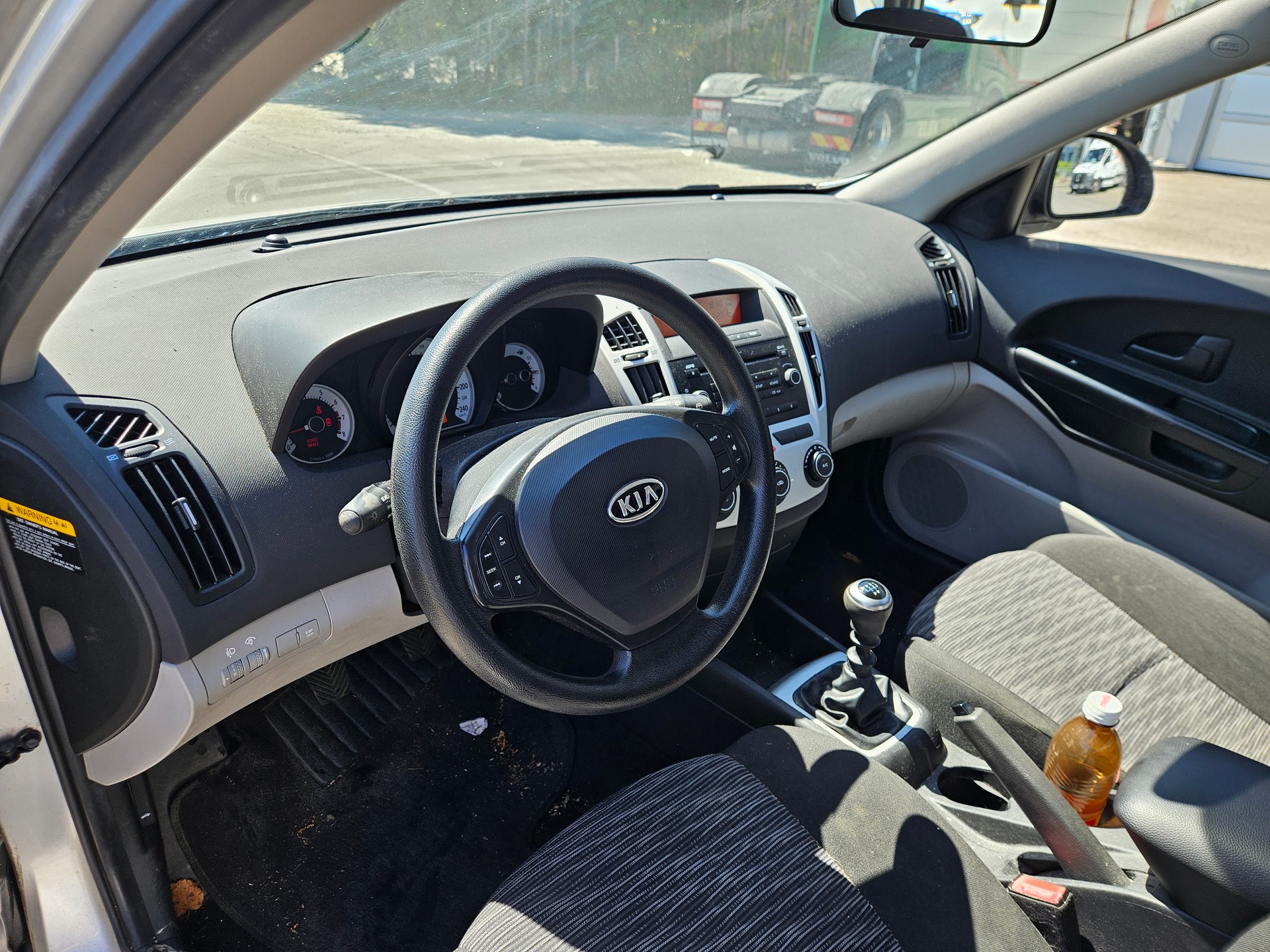 KIA Cee'd Sporty Wagon 1.6 16V Trend-image-7