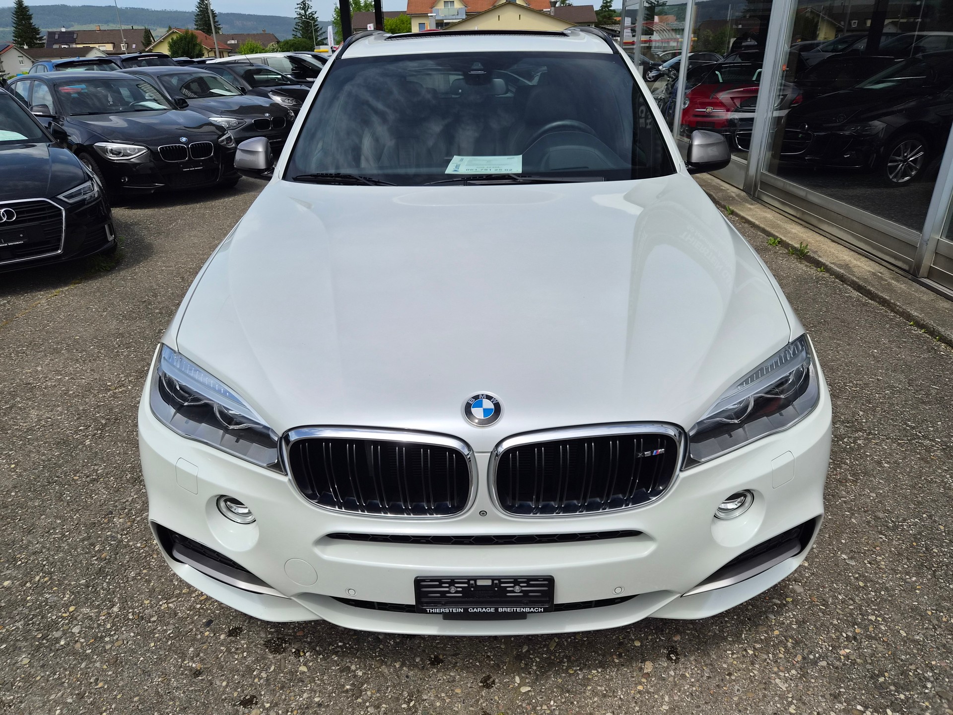 BMW X5 xDrive M50d Steptronic-showroom-element-1