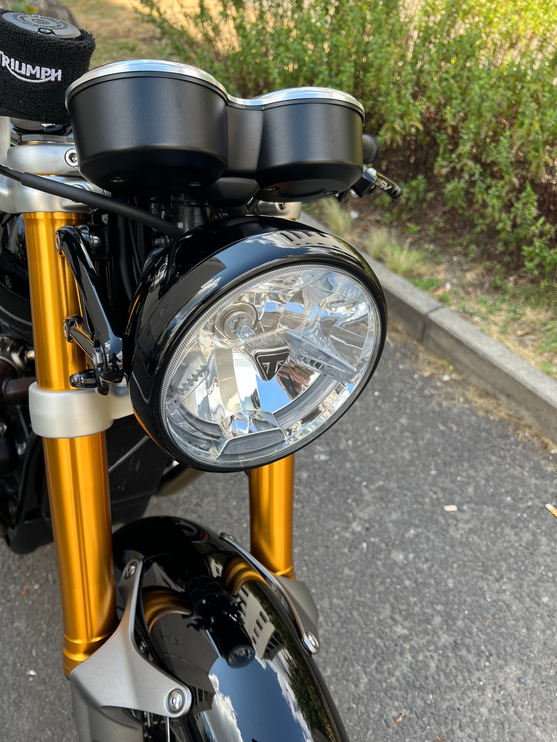TRIUMPH Thruxton 1200 i RS ABS-image-3