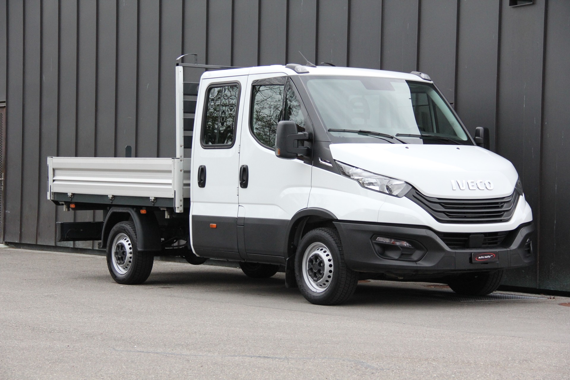 IVECO 35 C 16 A8 D *AUTOMAT* *KIPPER-3-SEITEN* *RÜCKFAHRKAMERA* *7-SITZE* *KLIMA* *ANHÄNGERKUPPLUNG* *910Kg-NUTZLAST*-image-8