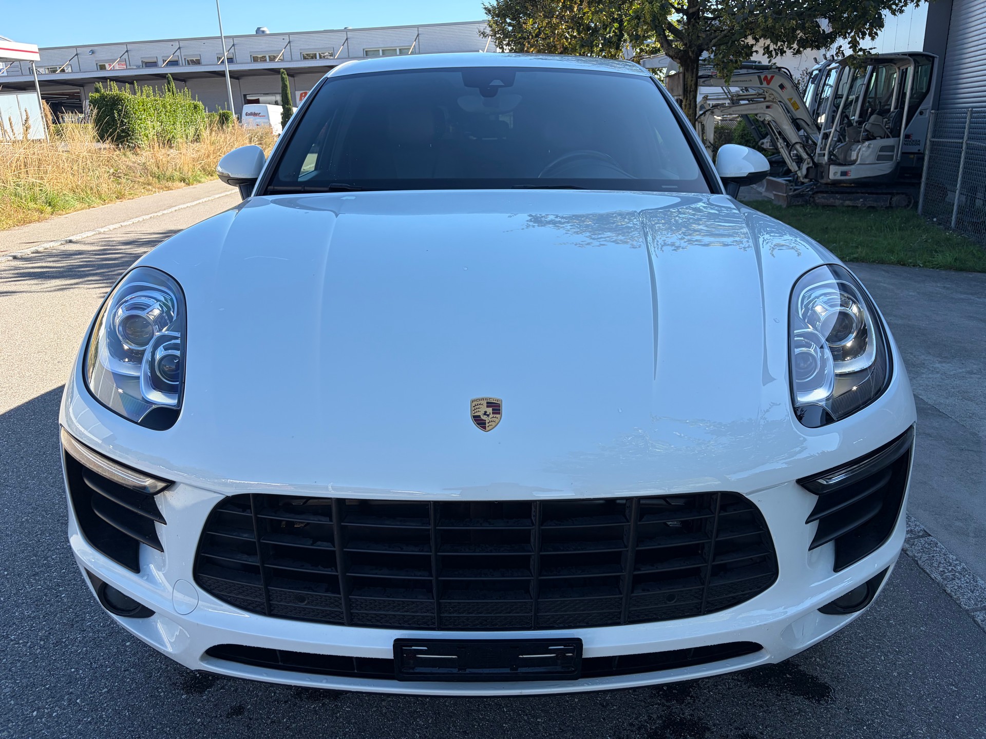 PORSCHE Macan S PDK-showroom-element-1