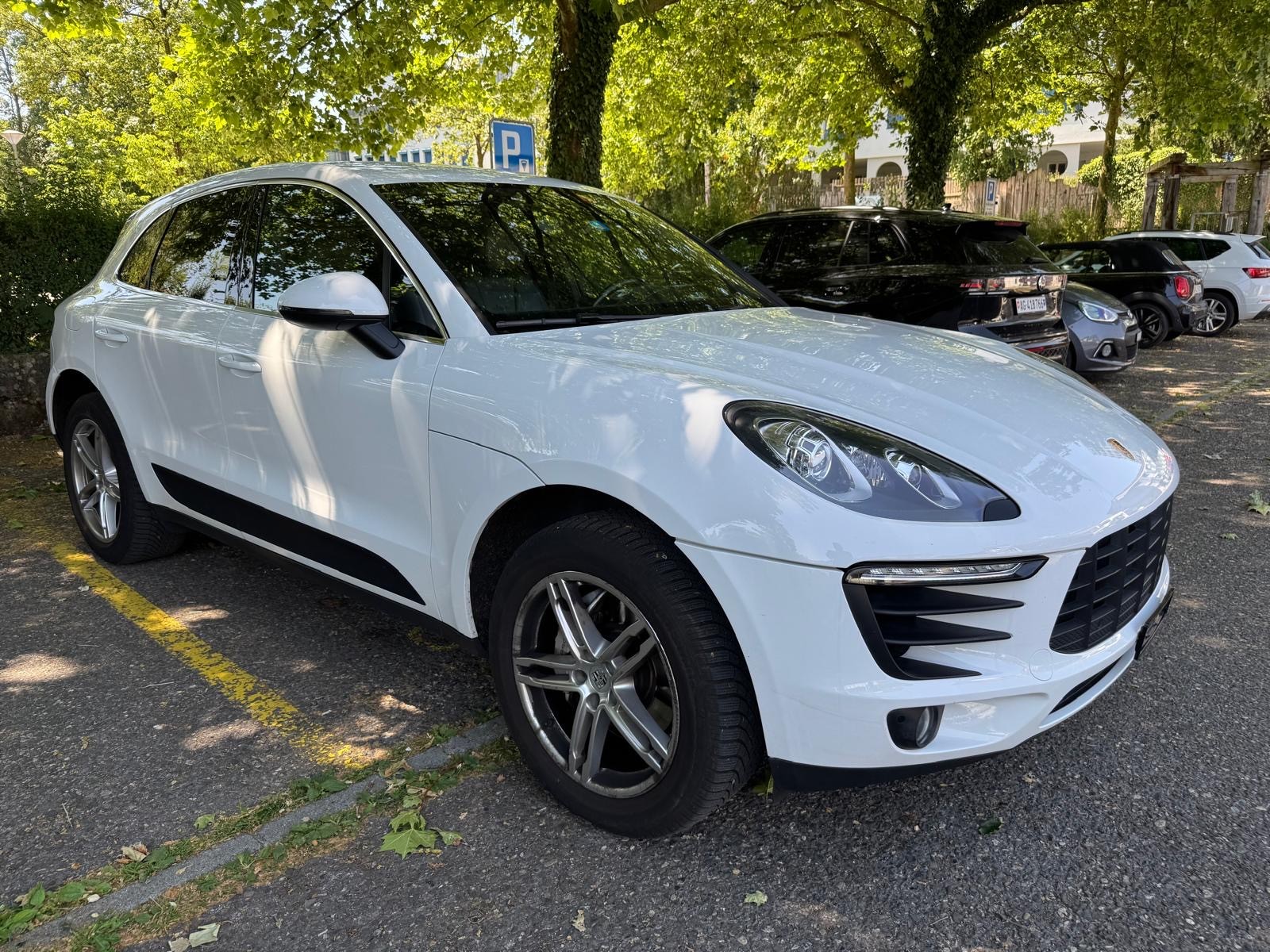 PORSCHE Macan S PDK-showroom-element-2