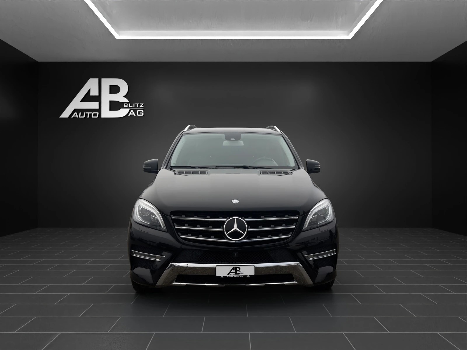MERCEDES-BENZ ML 500 Executive AMG Sport-Paket 4Matic 7G-Tronic