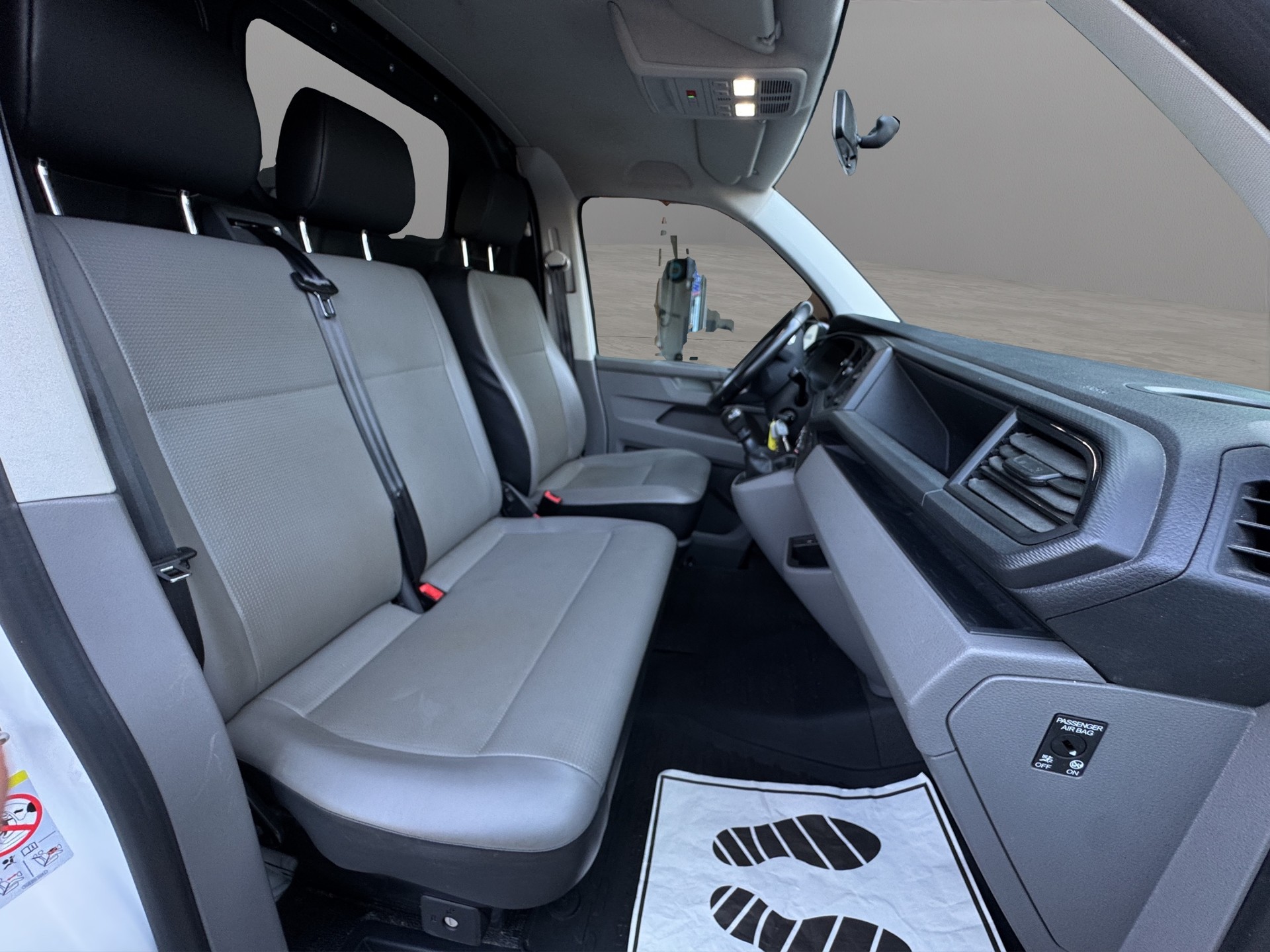 VW T6.1 2.0 TDI 4Motion **Werkstatt-Einrichtung**-image-13