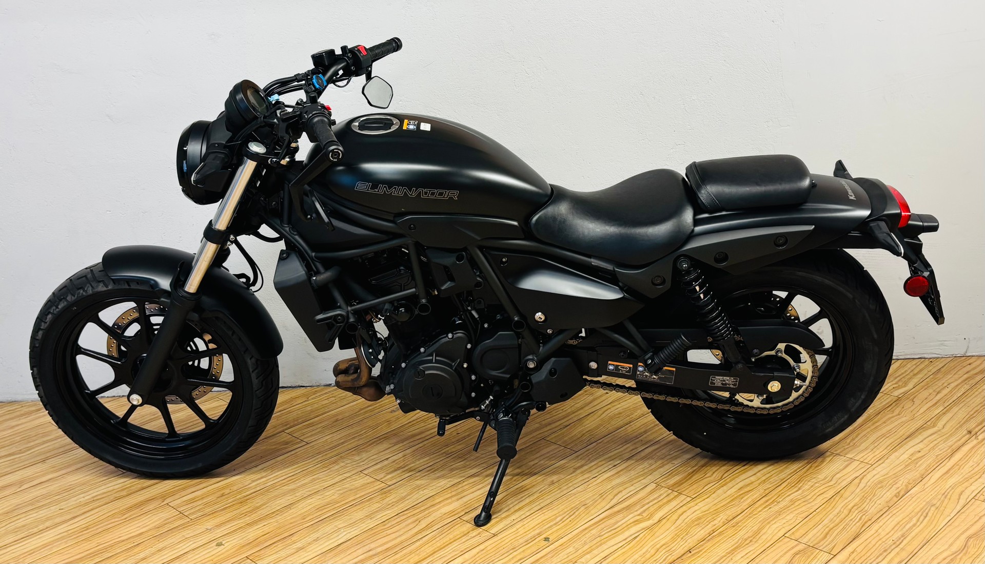 KAWASAKI Eliminator 500 SE-image-5