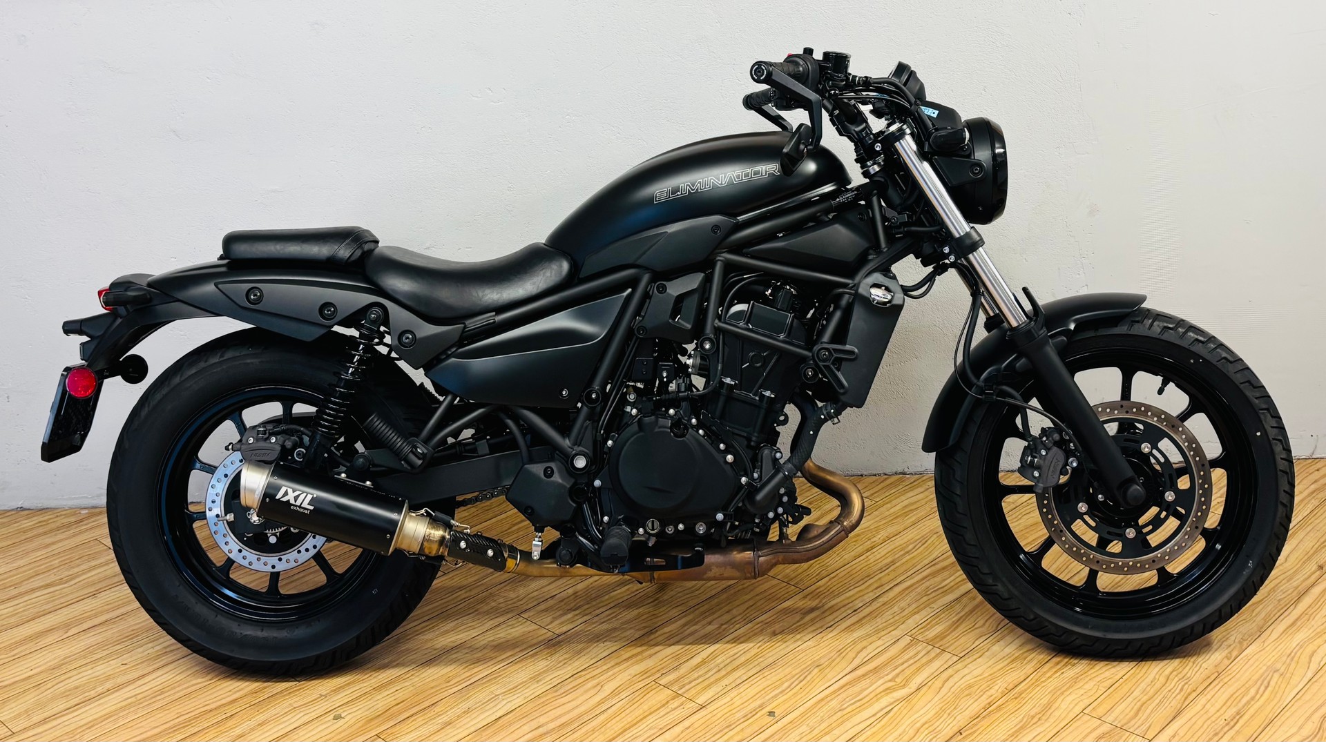 KAWASAKI Eliminator 500 SE-image-1