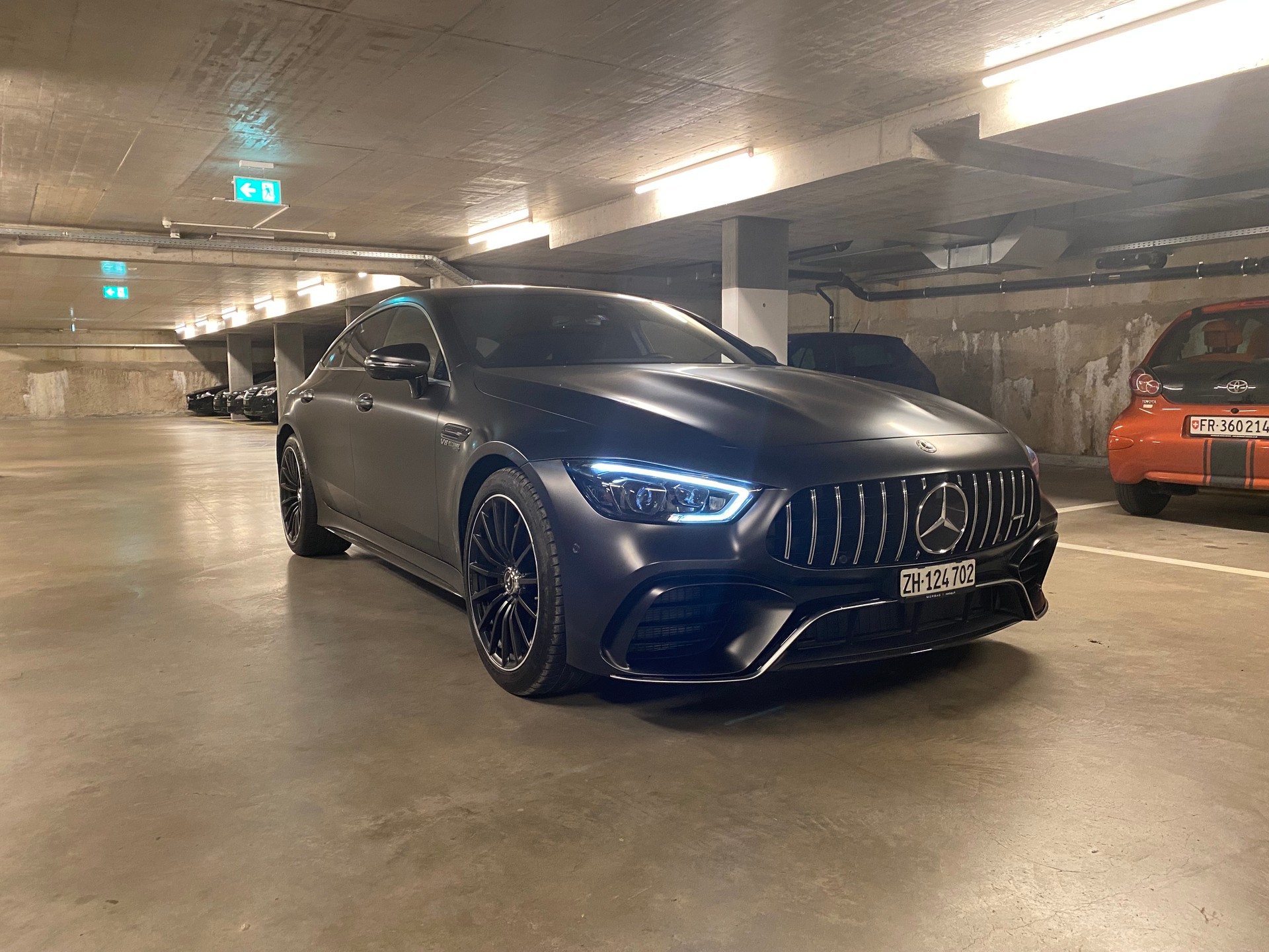 MERCEDES-BENZ AMG GT 63 S 4matic+-image-1
