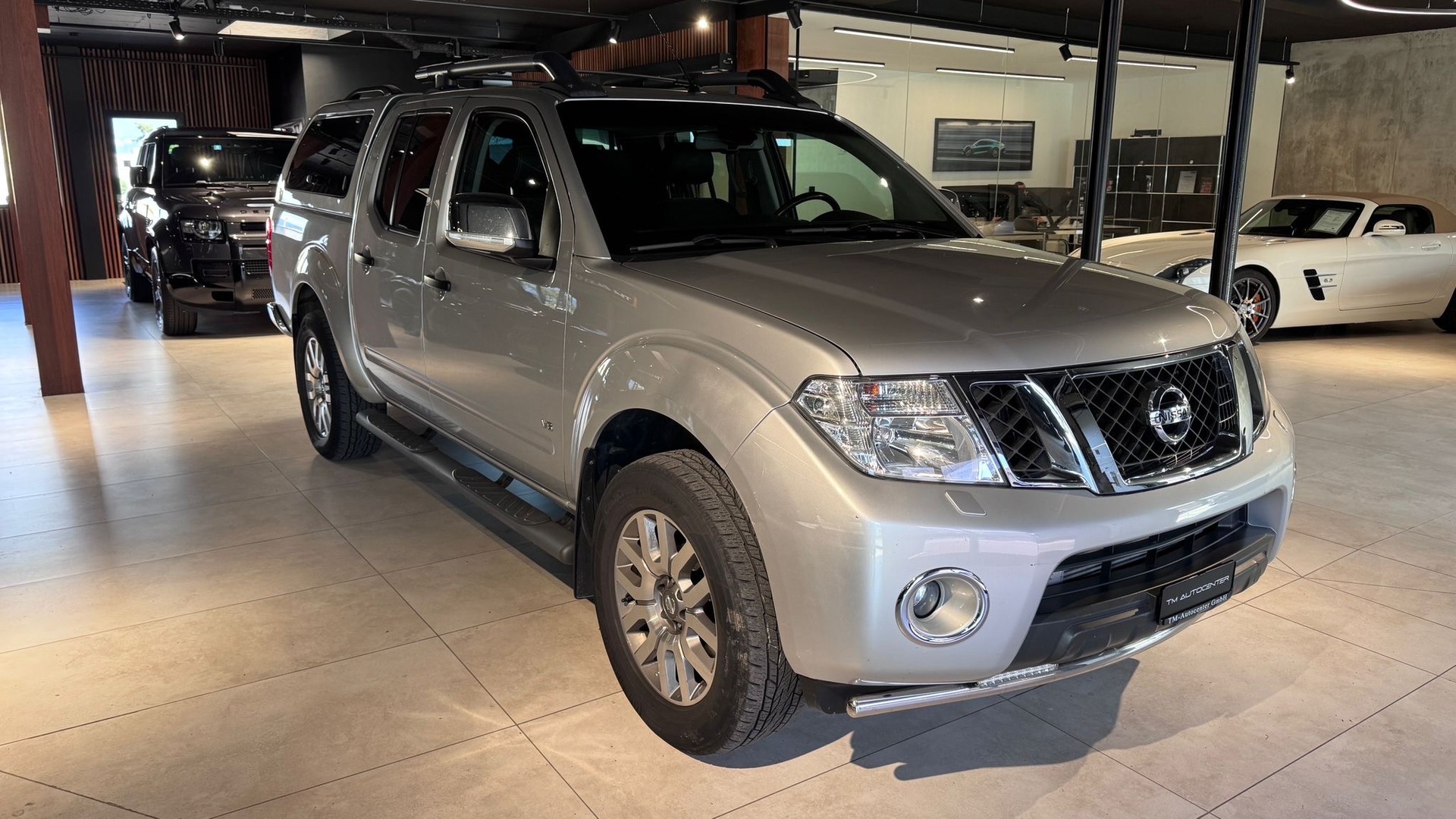 NISSAN Navara V6 Double Cab LE EVO 3.0 dCi 4WD Automat-image-1