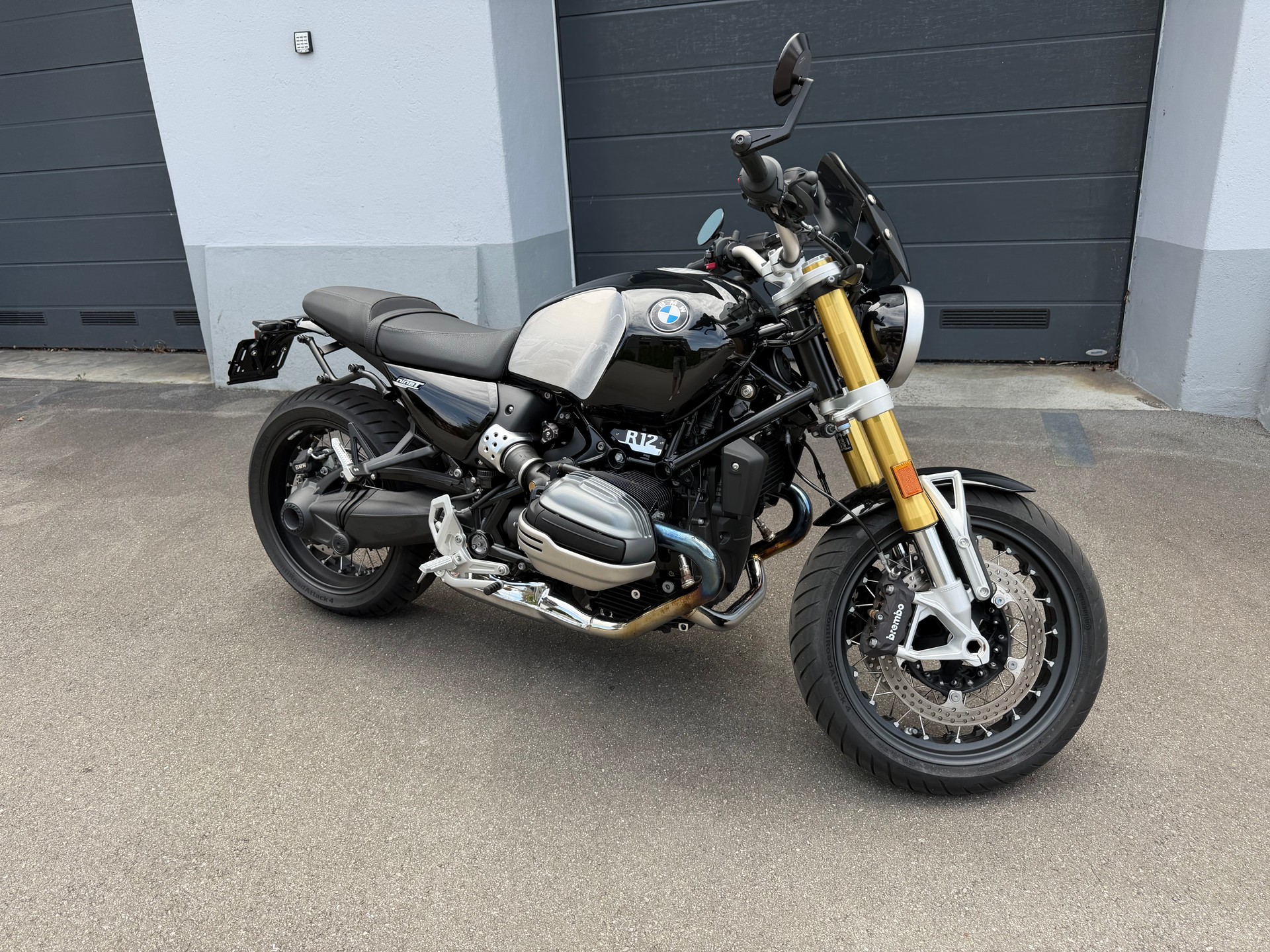 BMW R 12 nine T-image-1