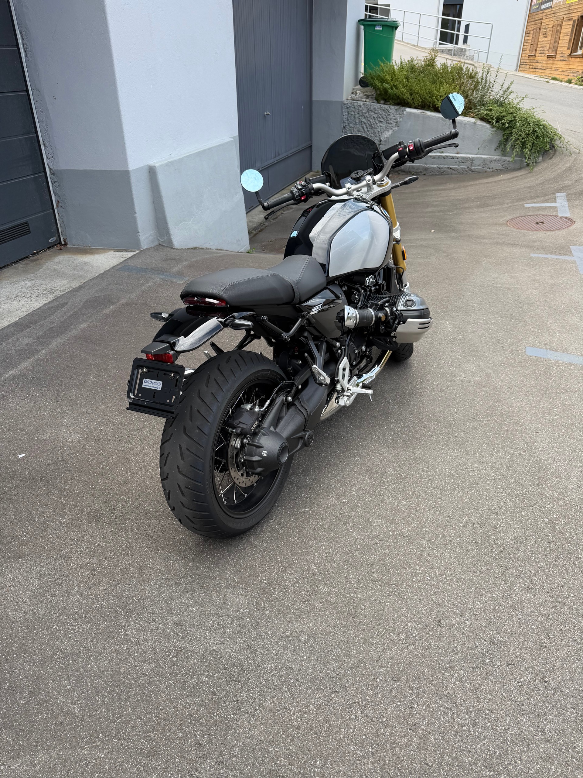 BMW R 12 nine T-image-4