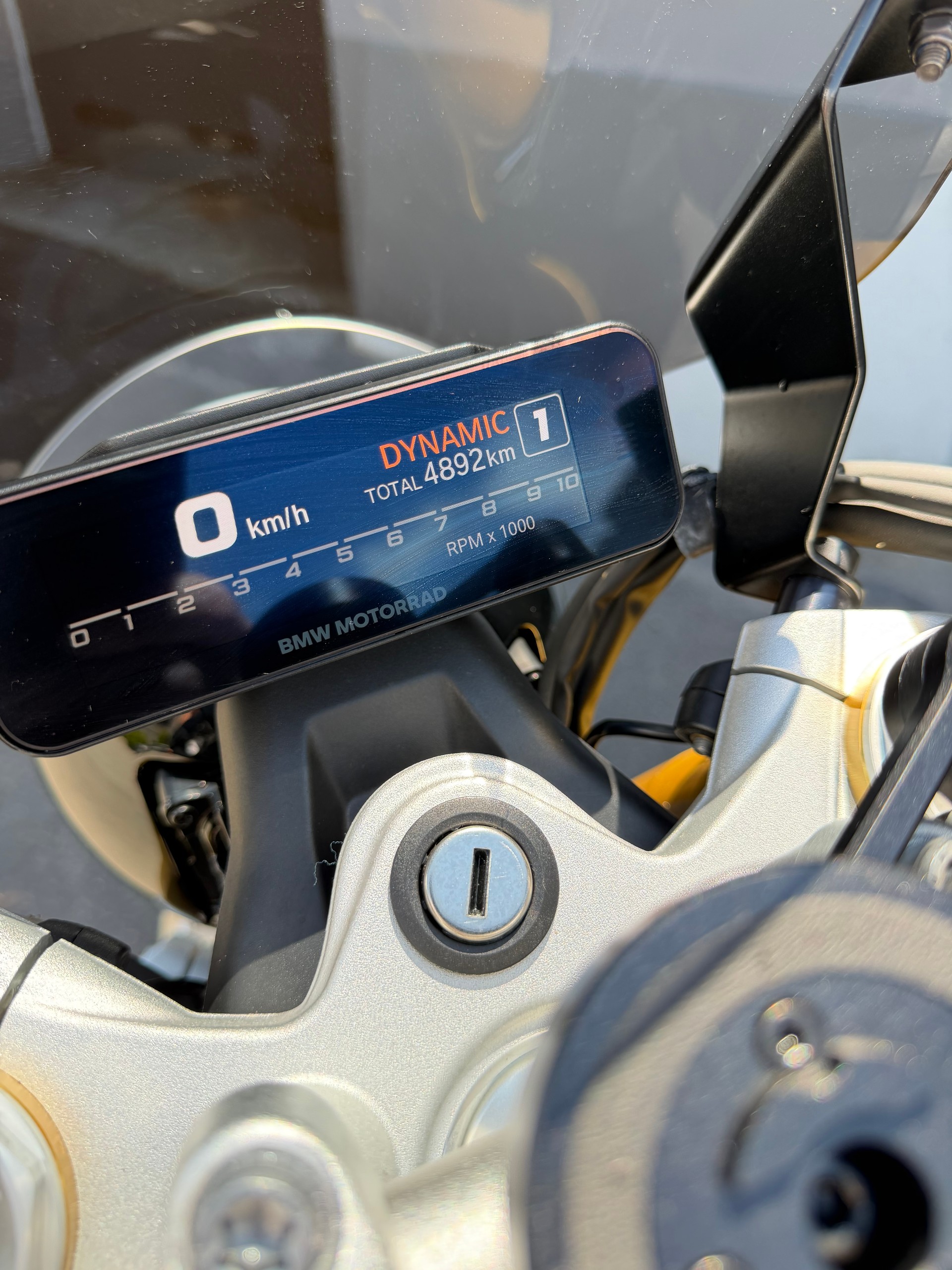 BMW R 12 nine T-image-9