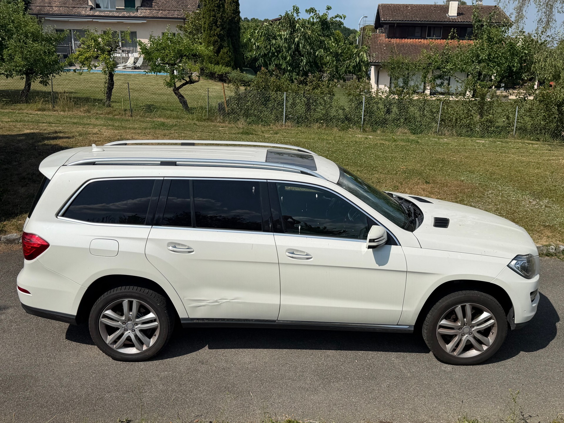 MERCEDES-BENZ GL 500 V8-image-2