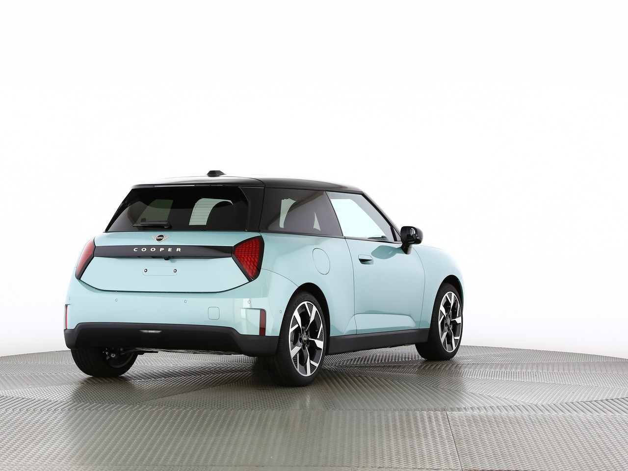 MINI Cooper E I MINI Days Offer-showroom-element-1