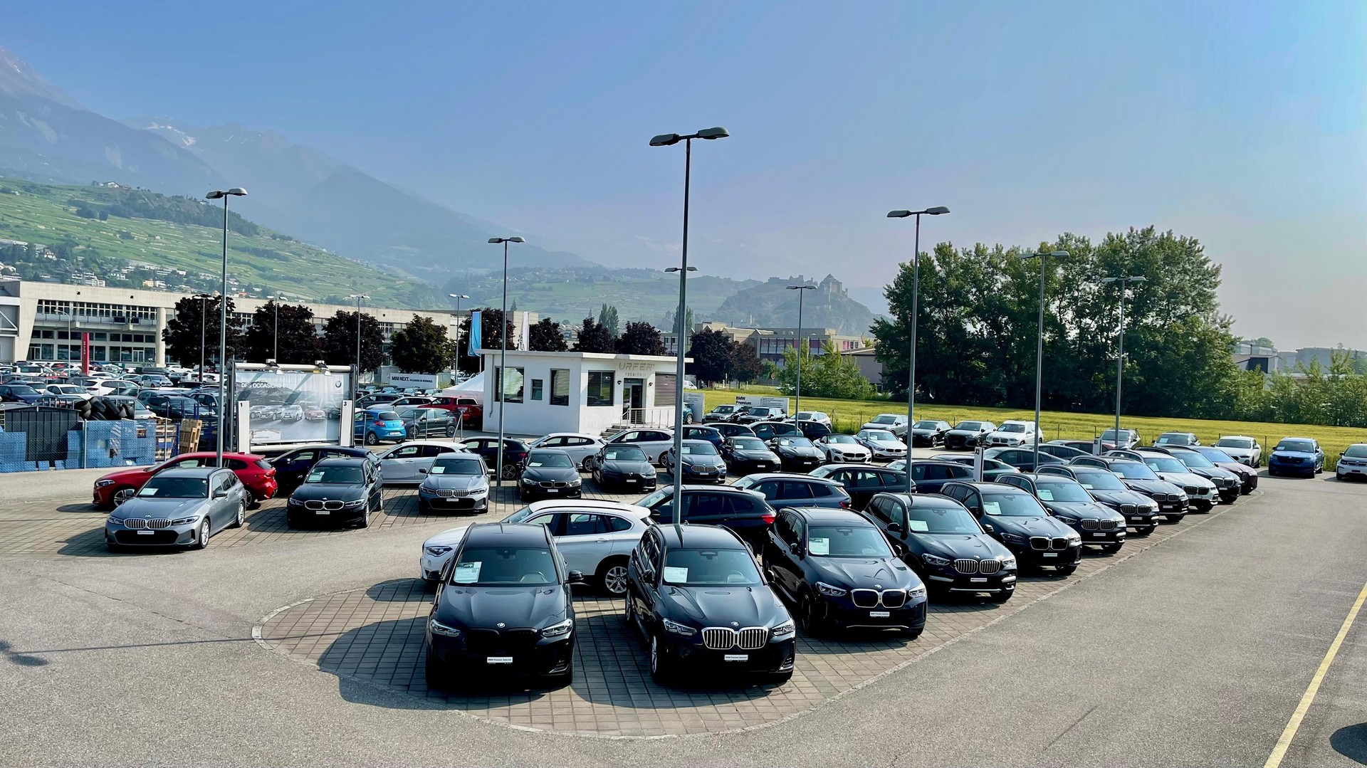 BMW 🆕 230e xDrive Active Tourer M Sport (CH) ⛽ + 🔌-image-29