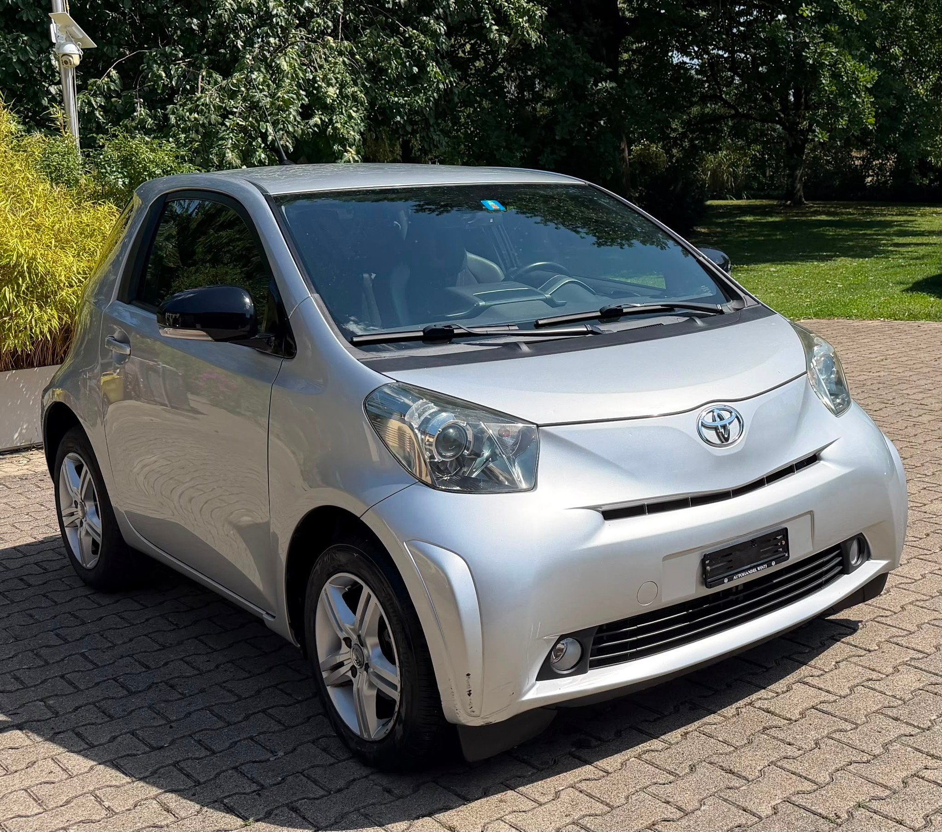 TOYOTA iQ2 1.4 D-4D
