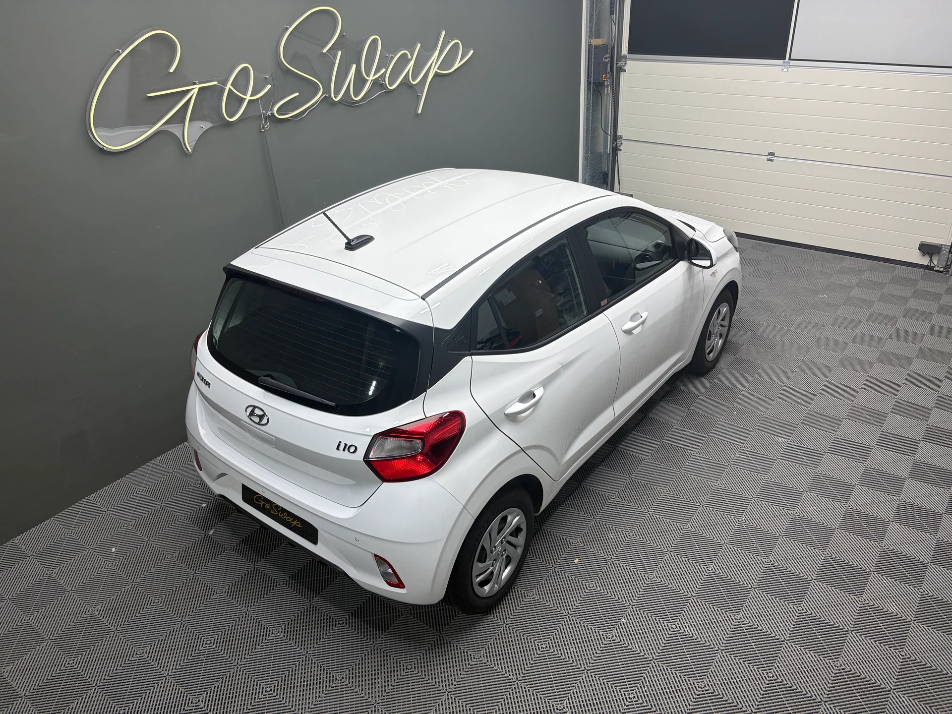 HYUNDAI i10 1.0 Origo - 1ère main-showroom-element-3