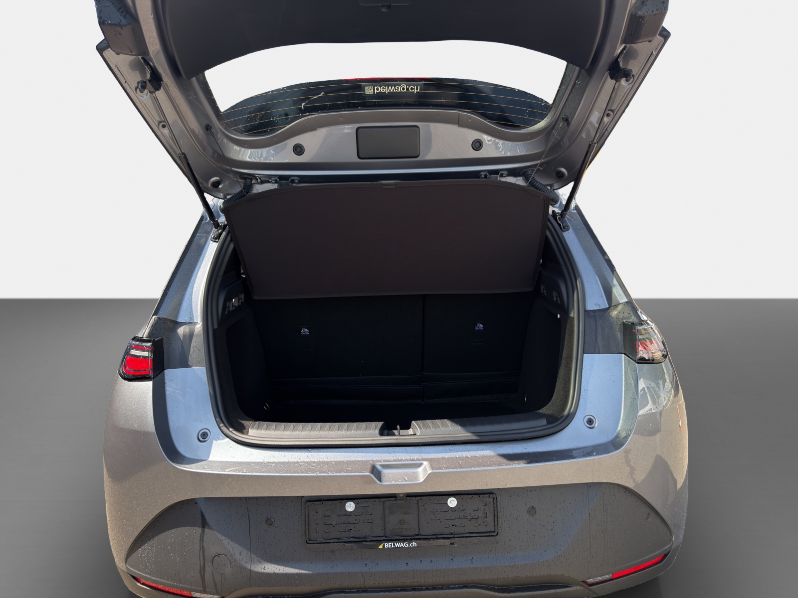 BYD Dolphin G DM-i Comfort-image-11