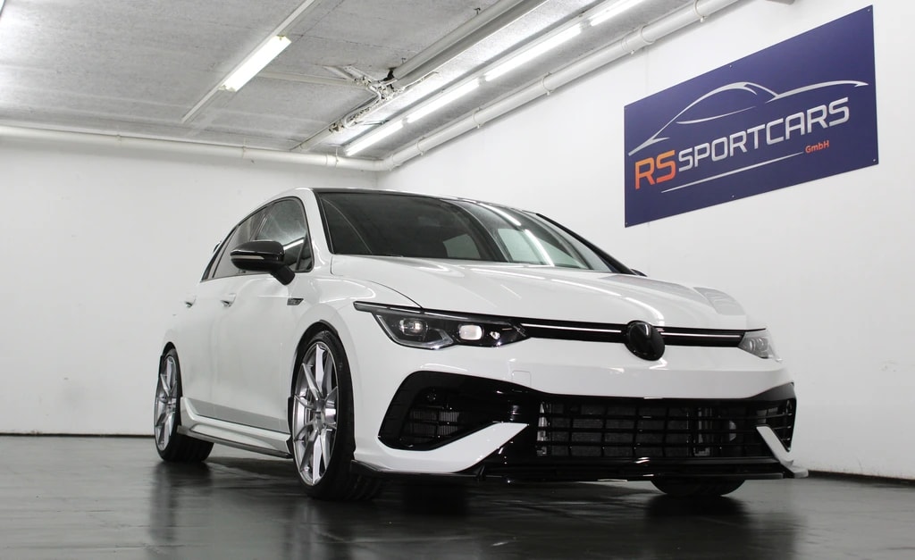 VW Golf 2.0 TSI R DSG 4Motion Performance Paket APR 385PS Akrapovic / CH-Fahrzeug-showroom-element-1
