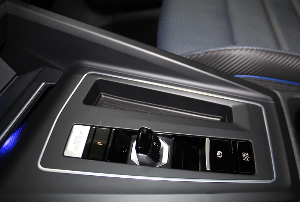 VW Golf 2.0 TSI R DSG 4Motion Performance Paket APR 385PS Akrapovic / CH-Fahrzeug-image-15