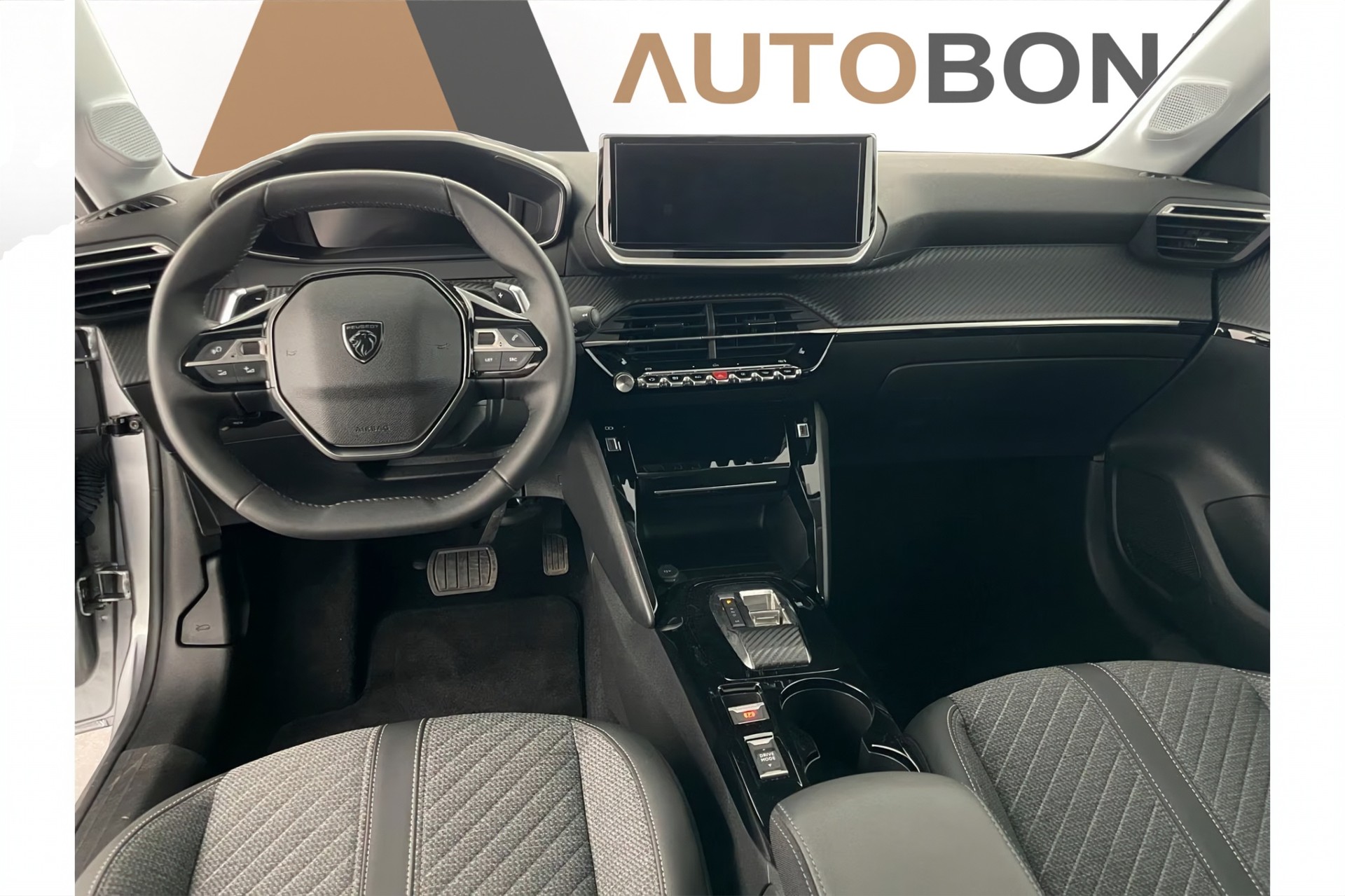 PEUGEOT 208 1.2 Hybrid Allure-image-49