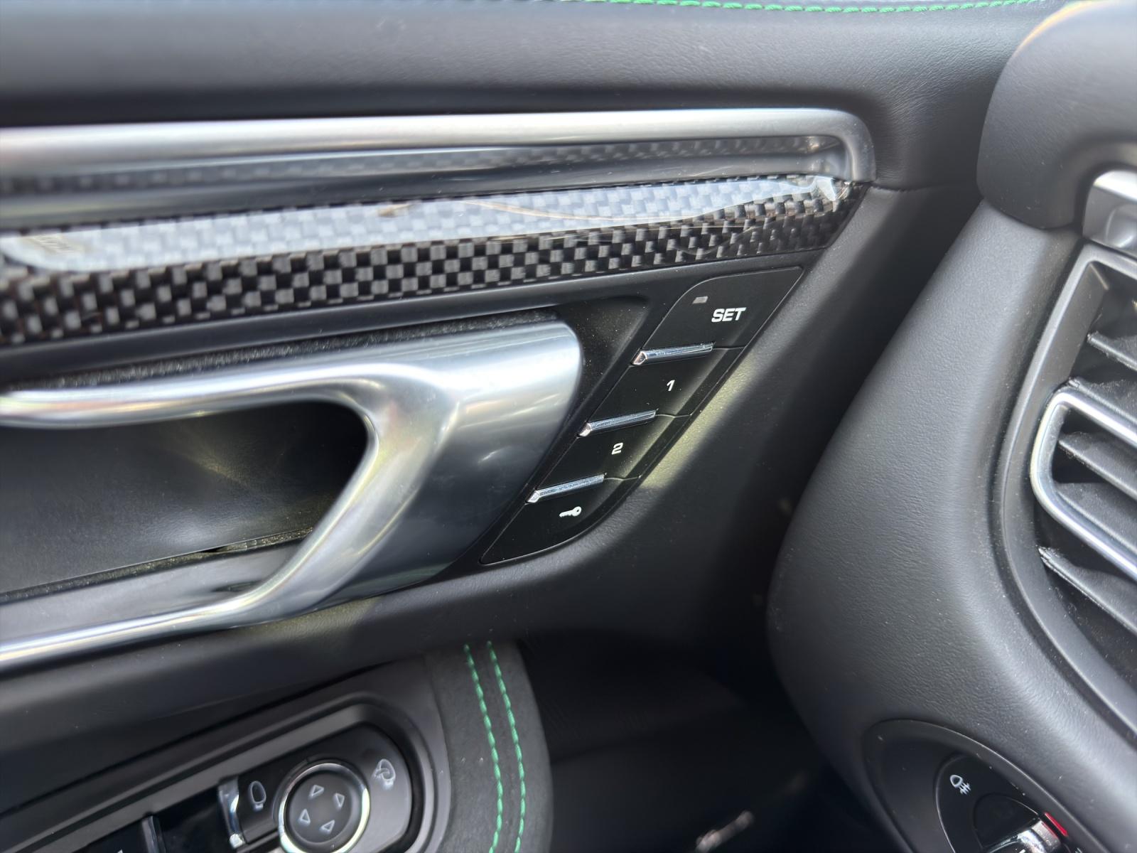 PORSCHE Macan GTS PDK (CH)-image-23